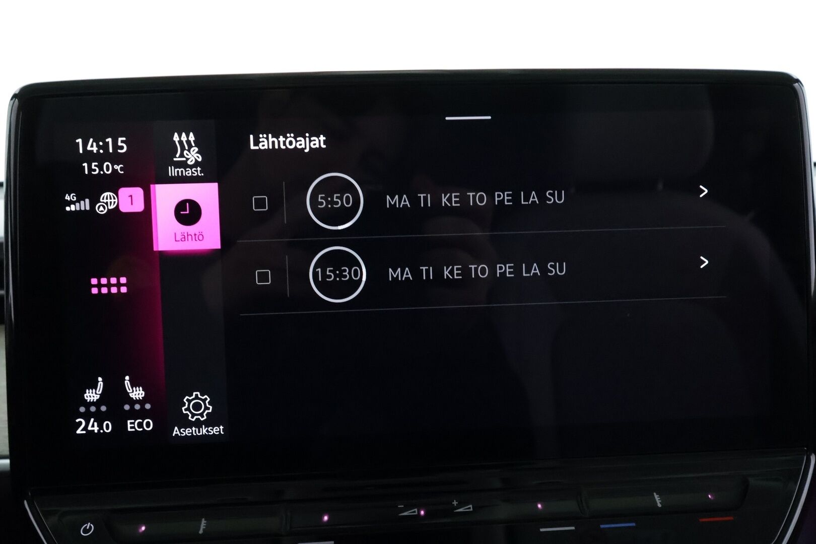 VOLKSWAGEN ID. BUZZ 2024 82kWh 150kW - | Koukku | ACC | Matrix-LED | 360 | Hierovat Sporttipenkit Muistilla | Navi | Kaistavahti | Keyless | Merkkihuollot |