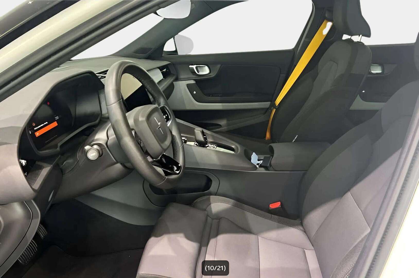 POLESTAR 2 2021 Launch Edition, 300kW, 78kWh - | Pilot&Plus | Koukku | Harman/Kardon | 360° | Lasikatto | ACC | Sporttipenkki Muistilla | Pixel-LED | Navi | Kaistavahti | Katveavustin | Keyless | Apple&Android | Merkkihuollot |