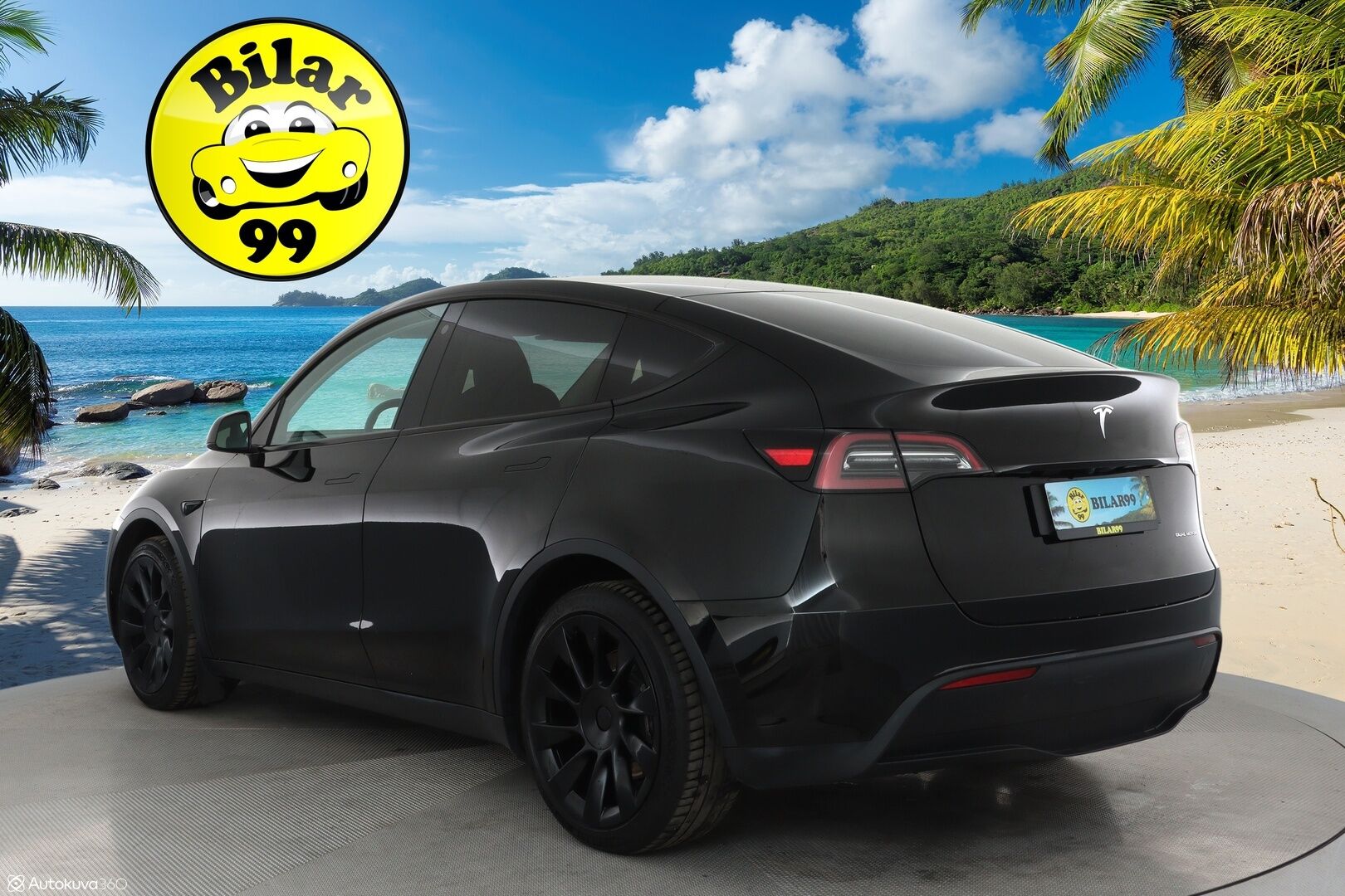TESLA MODEL Y 2023 Long Range Dual Motor AWD ** Koukku / Lämpöpumppu / Lasikatto / Adapt.Vakkari / Matrix-LED / Muistipenkki / Kamera** - 3,99 % KORKOTARJOUS TÄHÄN AUTOON - Navi / Kaistavahti / Premium Audio / KeylessGO / Akku Testattu!