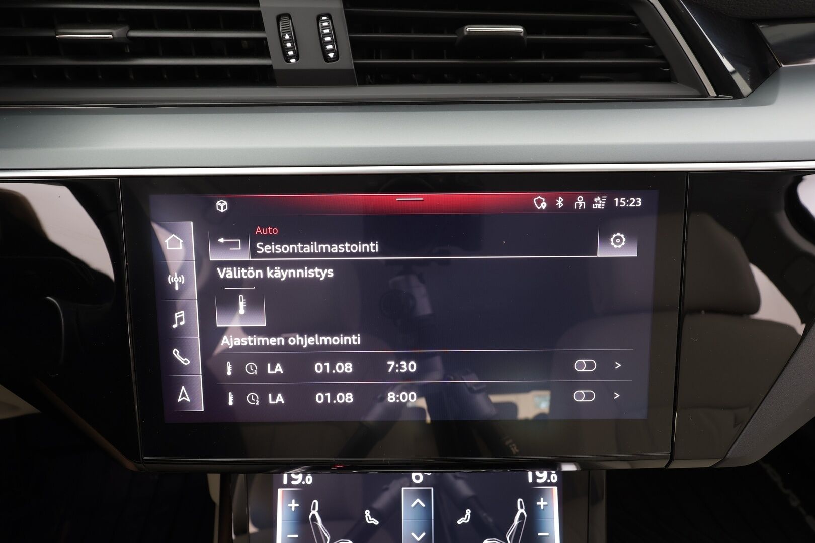 AUDI Q8 E-TRON 2024 55 - | ACC | Lisälämmitin | Koukku | Ilma-alusta | Matrix LED | Muistipenkki | P.Kamera | Nahat | Apple&Android | Merkkihuollettu |