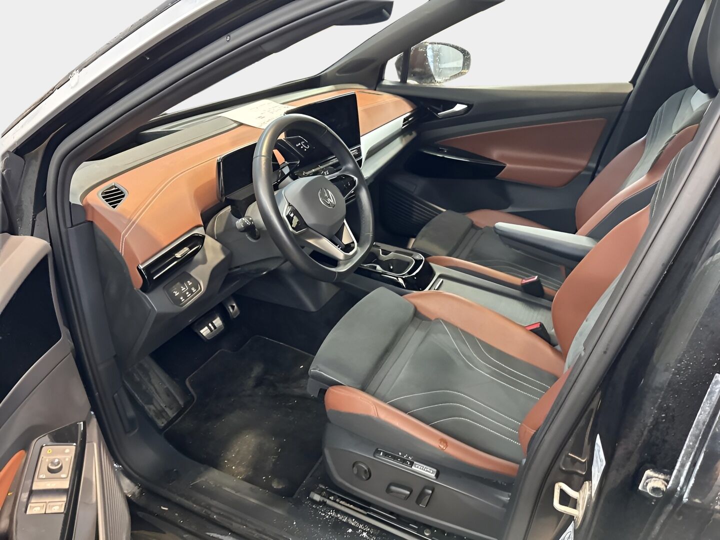 VOLKSWAGEN ID.5 2022 Pro Performance 150kW / ACC-valmius / ILP / Muistipenkit / Lasikatto / Matrix-LED / P.kamera / Vetokoukku - HULLUT AVAJAISHULINAT KORKOTARJOUS 3,29 %