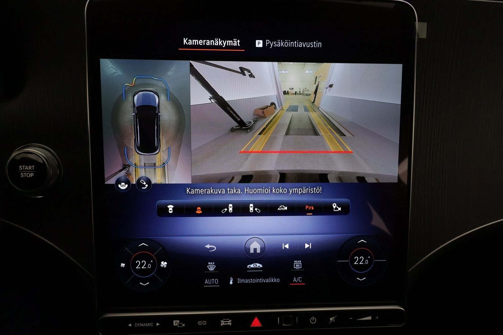 MERCEDES-BENZ EQE SUV 2023 350 4Matic * Distronic+ / Digital Light / 360° / Burmester / Muistipenkit / Panorama / Navi / KeylessGo / Koukku / ILP * - Kahdet renkaat aluvanteilla 