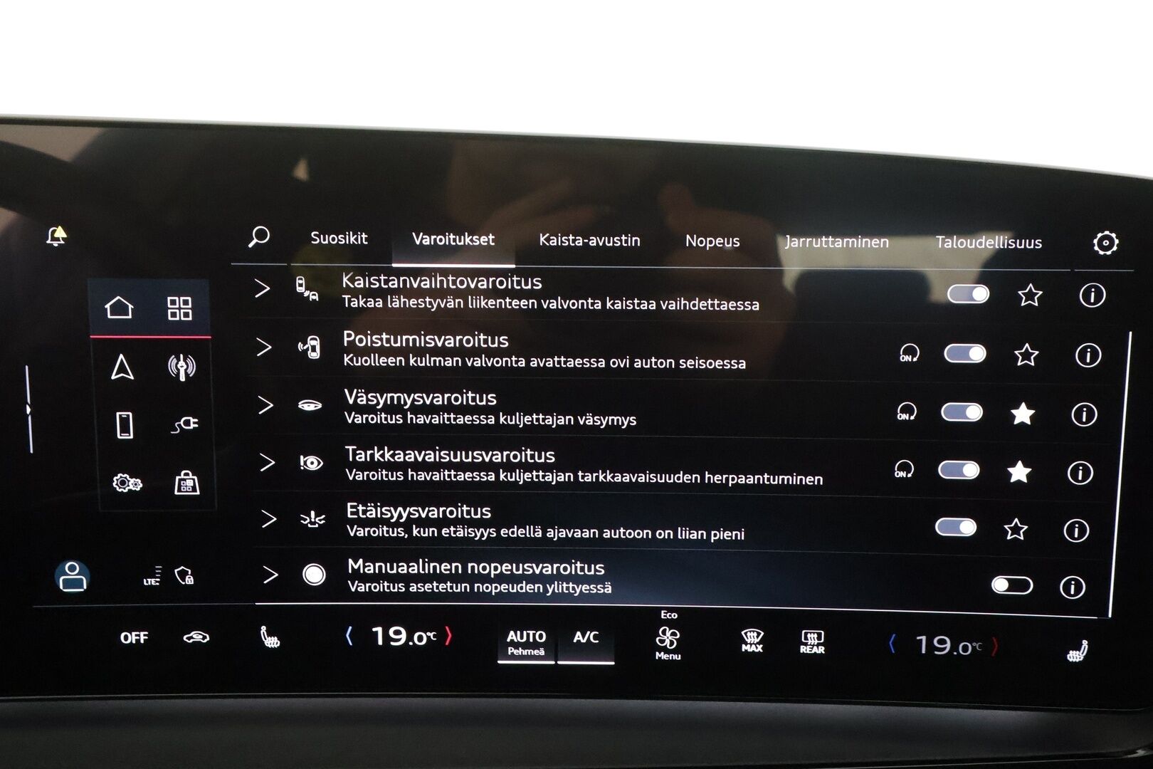 Audi Q6 e-tron 2024 quattro LE S line - ILP | Vetokoukku | ACC | Matrix LED | Akuston esilämmitys | Nahkasisusta | Sporttipenkit Muistilla | Merkkihuollot | 360-Kamera | Supervarusteet!