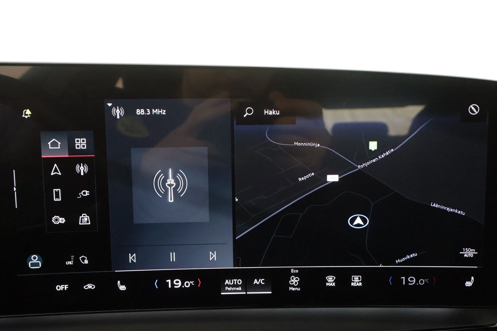 Audi Q6 e-tron 2024 quattro LE S line - ILP | Vetokoukku | ACC | Matrix LED | Akuston esilämmitys | Nahkasisusta | Sporttipenkit Muistilla | Merkkihuollot | 360-Kamera | Supervarusteet!