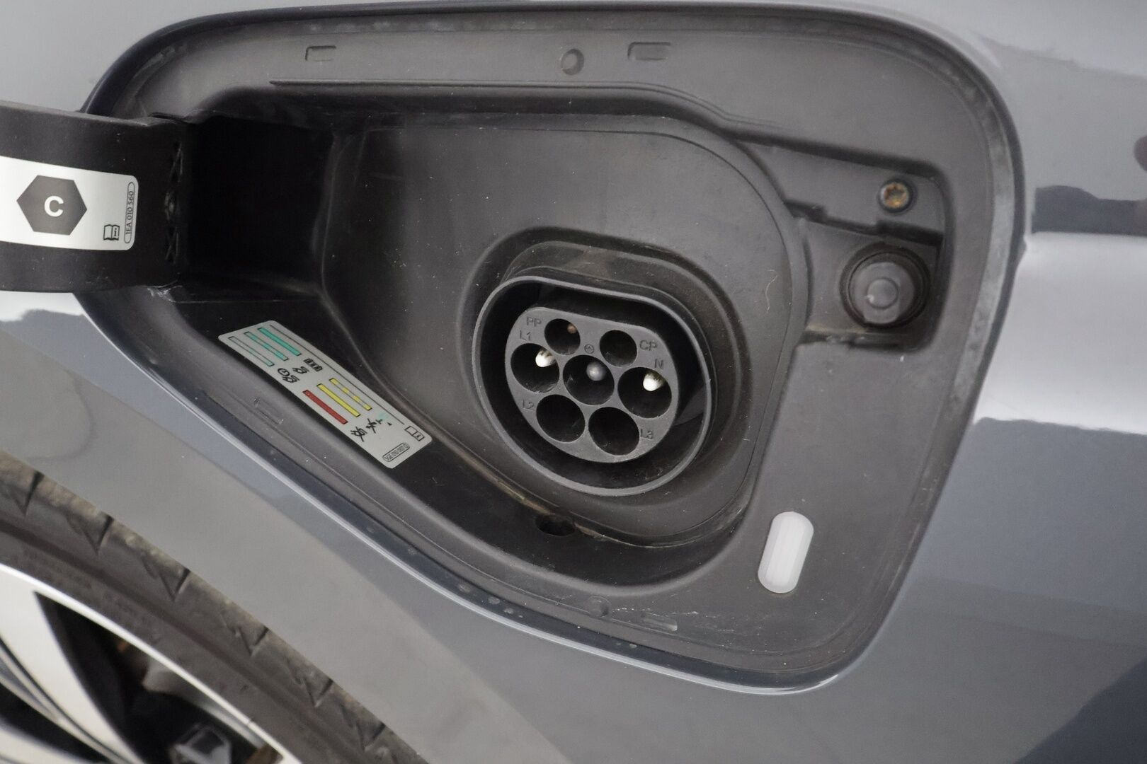 VOLKSWAGEN GOLF 2023 GTE 1.4 TSI Hybrid 180 DSG *ACC / Koukku / Webasto / Matrix-LED / Tuuletetut Nahat / Muistipenkki / Apple&Android * - Merkkihuollettu / Kahdet renkaat