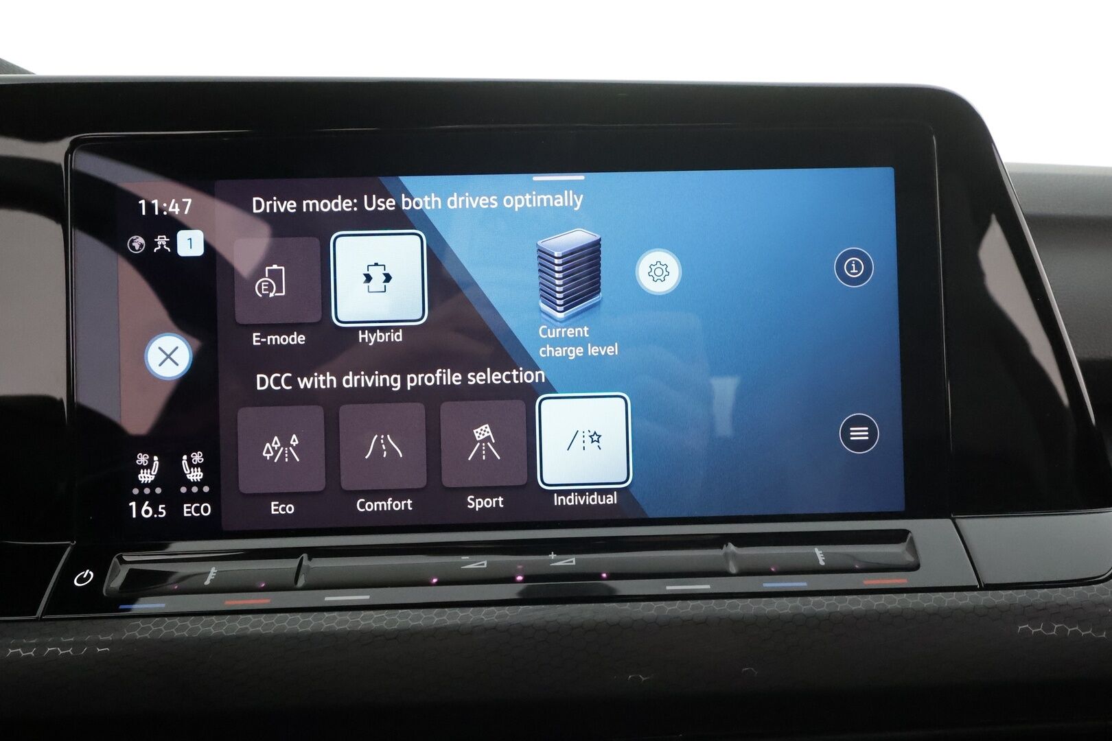 VOLKSWAGEN GOLF 2023 GTE 1.4 TSI Hybrid 180 DSG *ACC / Koukku / Webasto / Matrix-LED / Tuuletetut Nahat / Muistipenkki / Apple&Android * - Merkkihuollettu / Kahdet renkaat