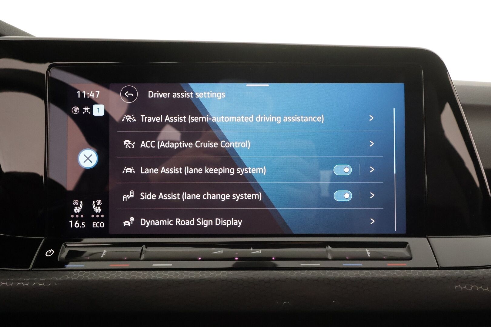 VOLKSWAGEN GOLF 2023 GTE 1.4 TSI Hybrid 180 DSG *ACC / Koukku / Webasto / Matrix-LED / Tuuletetut Nahat / Muistipenkki / Apple&Android * - Merkkihuollettu / Kahdet renkaat