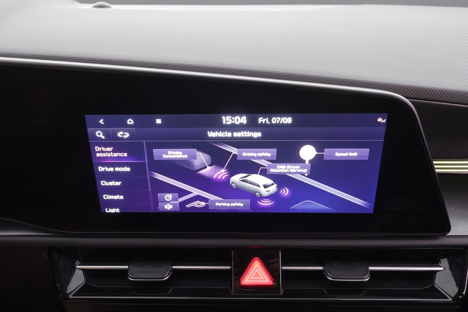 Kia Niro 2023 EX 64,8 kWh 204 hv - | ACC | ILP | Koukku | Puolinahat | Sähköpenkki | LED | HDA | BSM | P.kamera | Keyless | Lämm. ratti | Merkkihuollot | 2x renkaat aluin | 