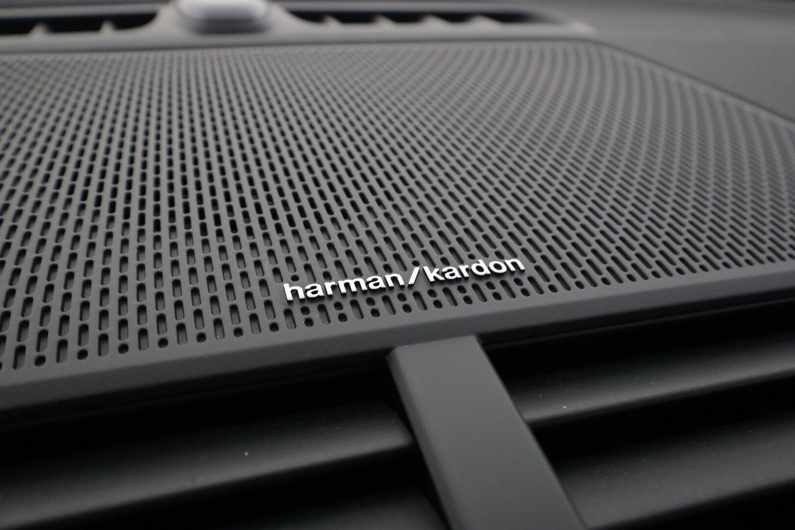 POLESTAR 2 2021 Long Range Dual Motor - | ACC | 360° | Pixel-LED | Harman/Kardon | Lasikatto | Muistipenkki | Sporttipenkit sähköllä | BLIS | Pilot Assist | 2x polestar alut | Merkkihuollettu |