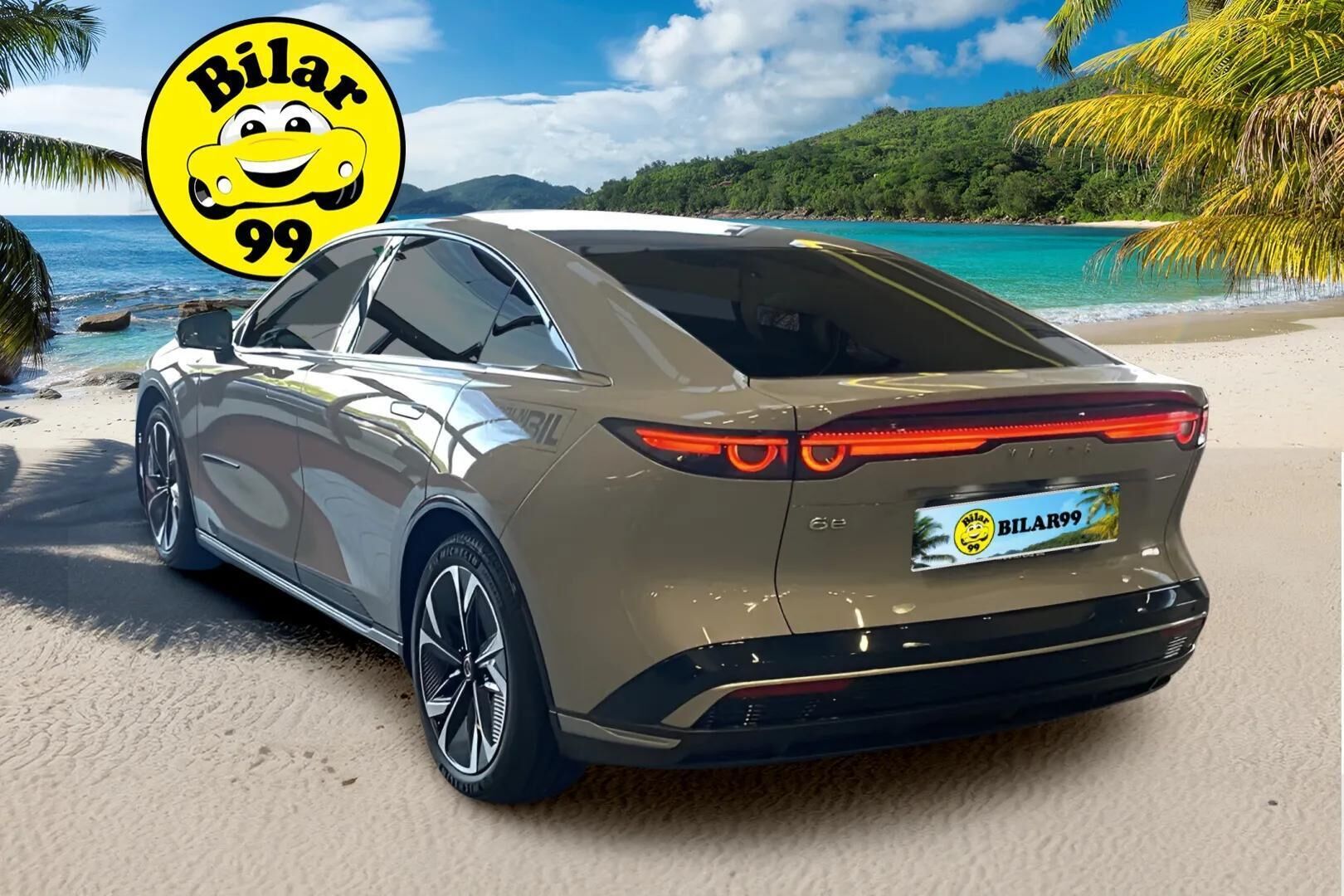 Mazda 6e 2025 80 kWh Takumi Plus Long Range - ILP / ACC / 360 / Panorama / HUD / Sony / Ilmastoidut etuistuimet sähkösäädöllä / Nappanahka-mokkakangasverhoilu | TULOSSA |