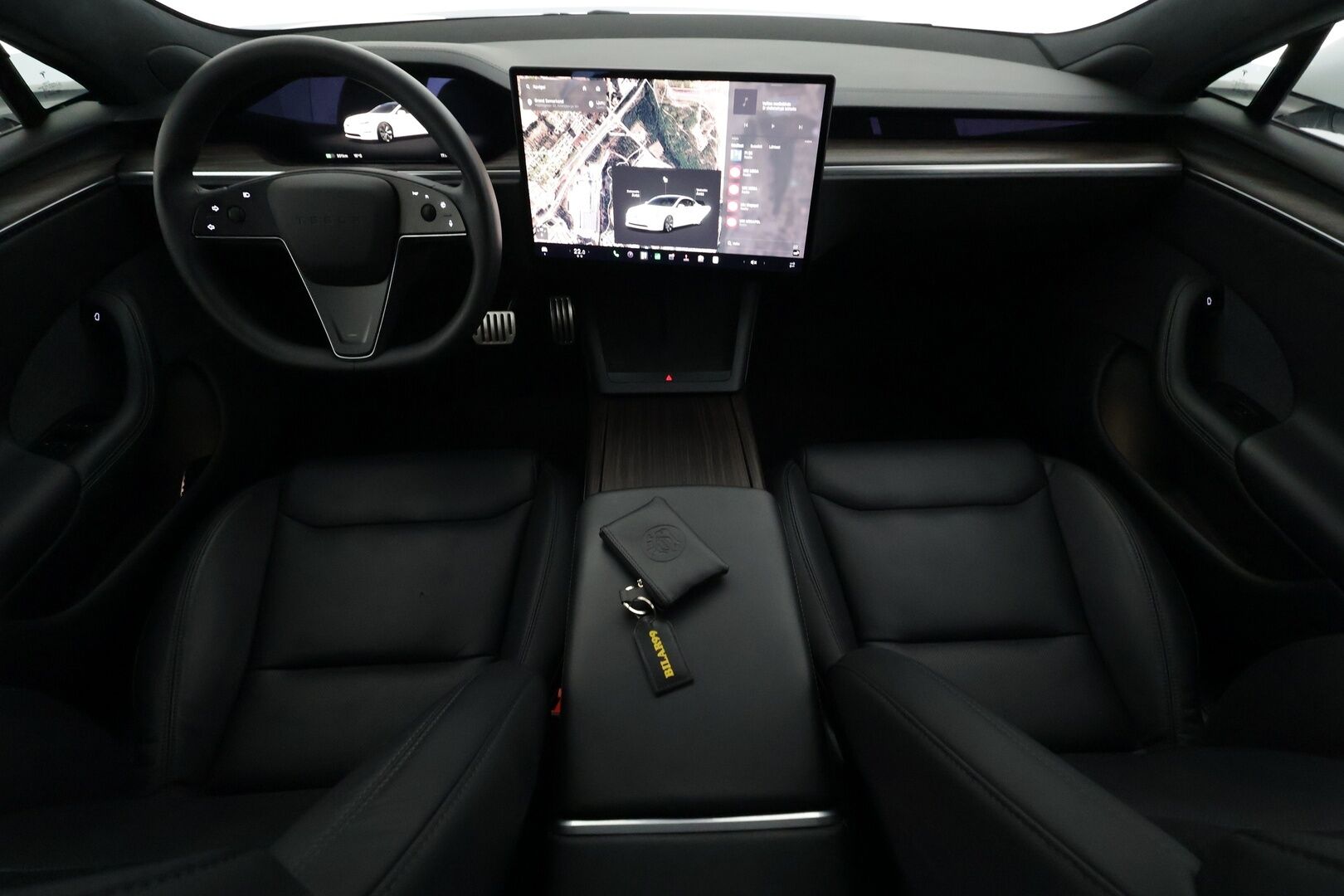 TESLA MODEL S 2023 Long Range AMD Ryzen - | ILP | Ilma-alusta | ACC | Lasikatto | Matrix-LED | P.kamera | Ilmastoitu Muistipenkki | Premium Audio | Navi | Kaistavahti | Keyless | 2x Latauskaapelit | Kahdet renkaat |