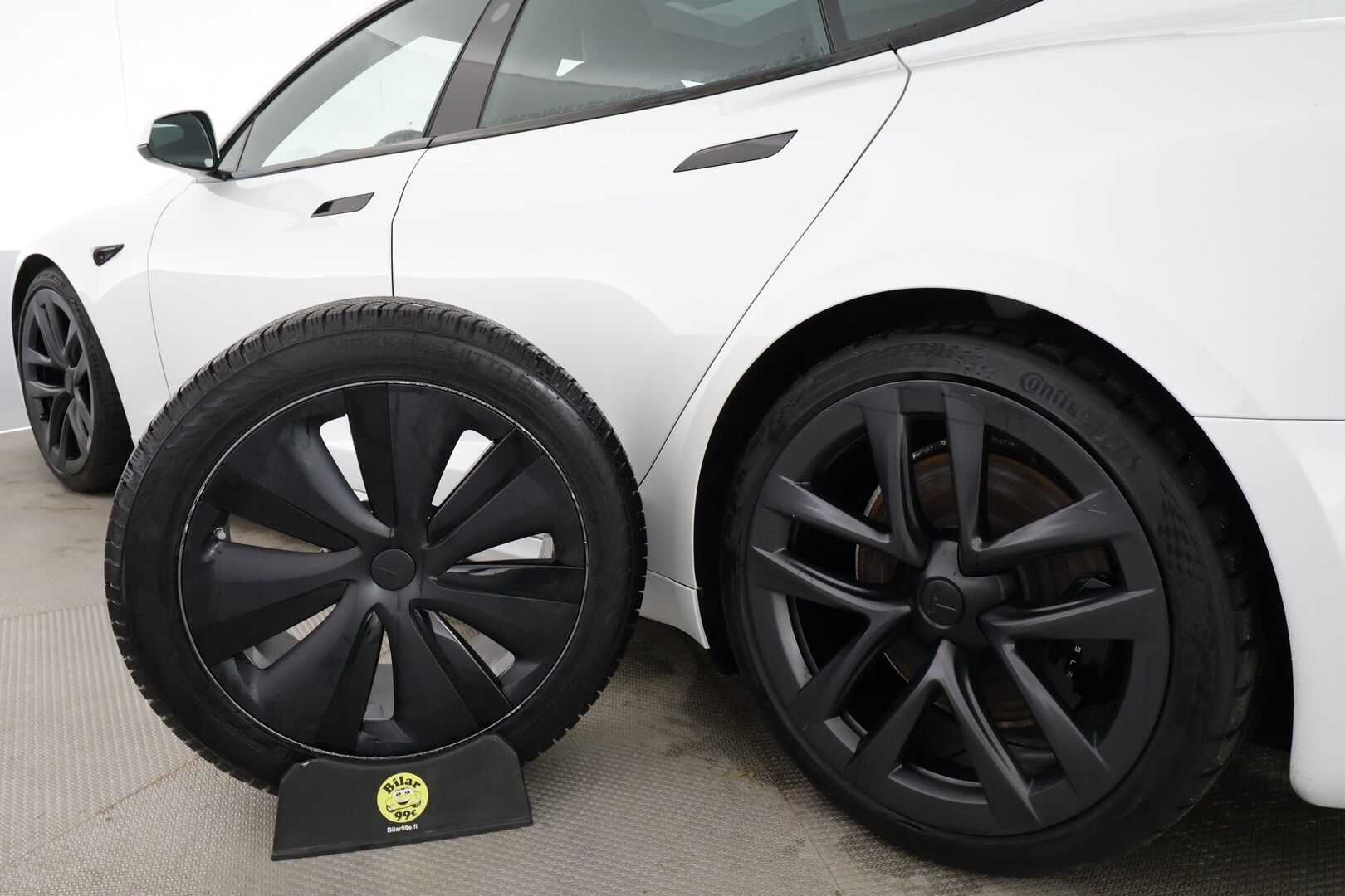 TESLA MODEL S 2023 Long Range AMD Ryzen - | ILP | Ilma-alusta | ACC | Lasikatto | Matrix-LED | P.kamera | Ilmastoitu Muistipenkki | Premium Audio | Navi | Kaistavahti | Keyless | 2x Latauskaapelit | Kahdet renkaat |