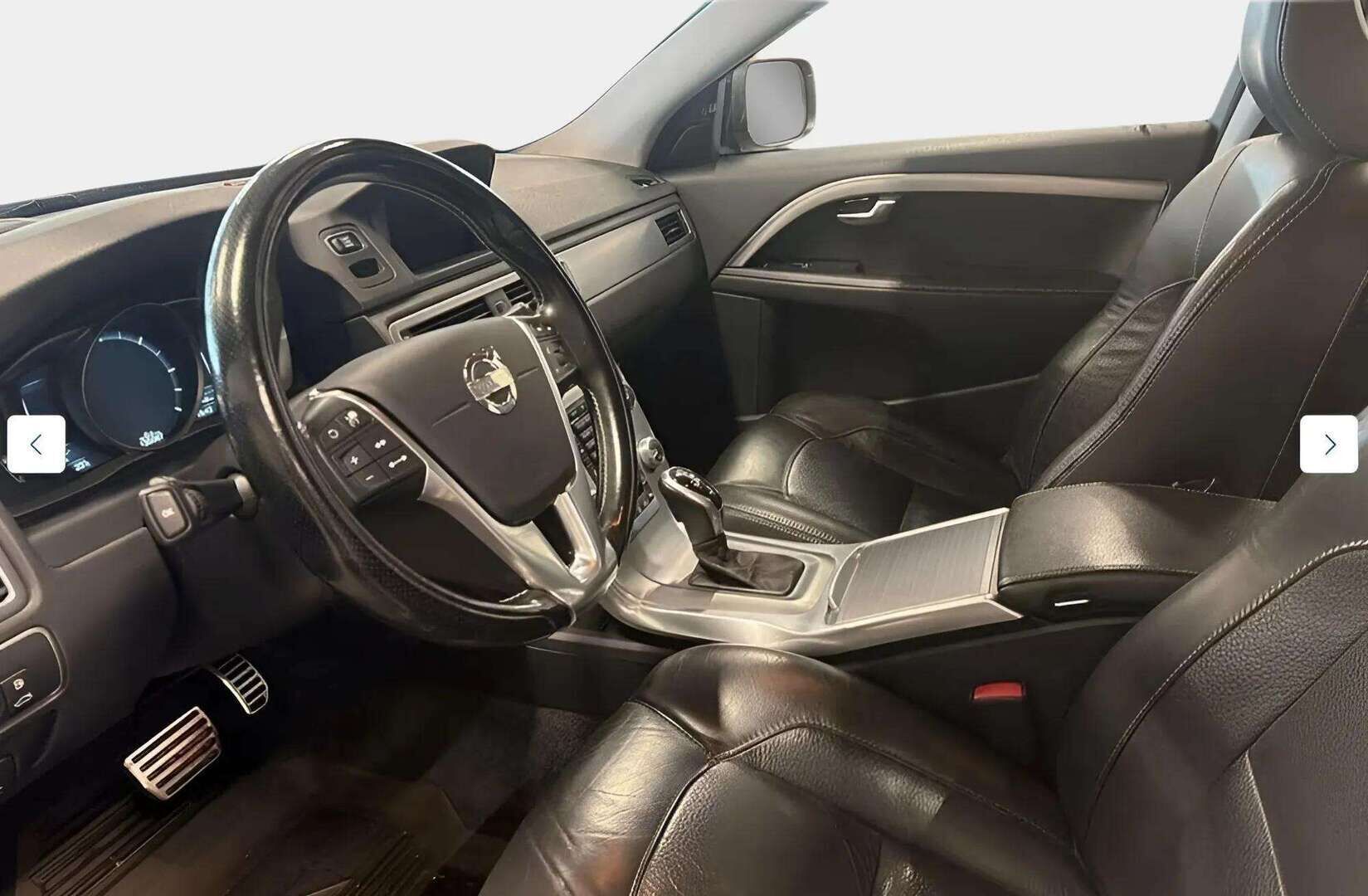 Volvo XC70 2015 D4 AWD Sport Edition - | Adapt.vakkari | Webasto | Koukku | BLIS | Nahkasisusta | TULOSSA! |
