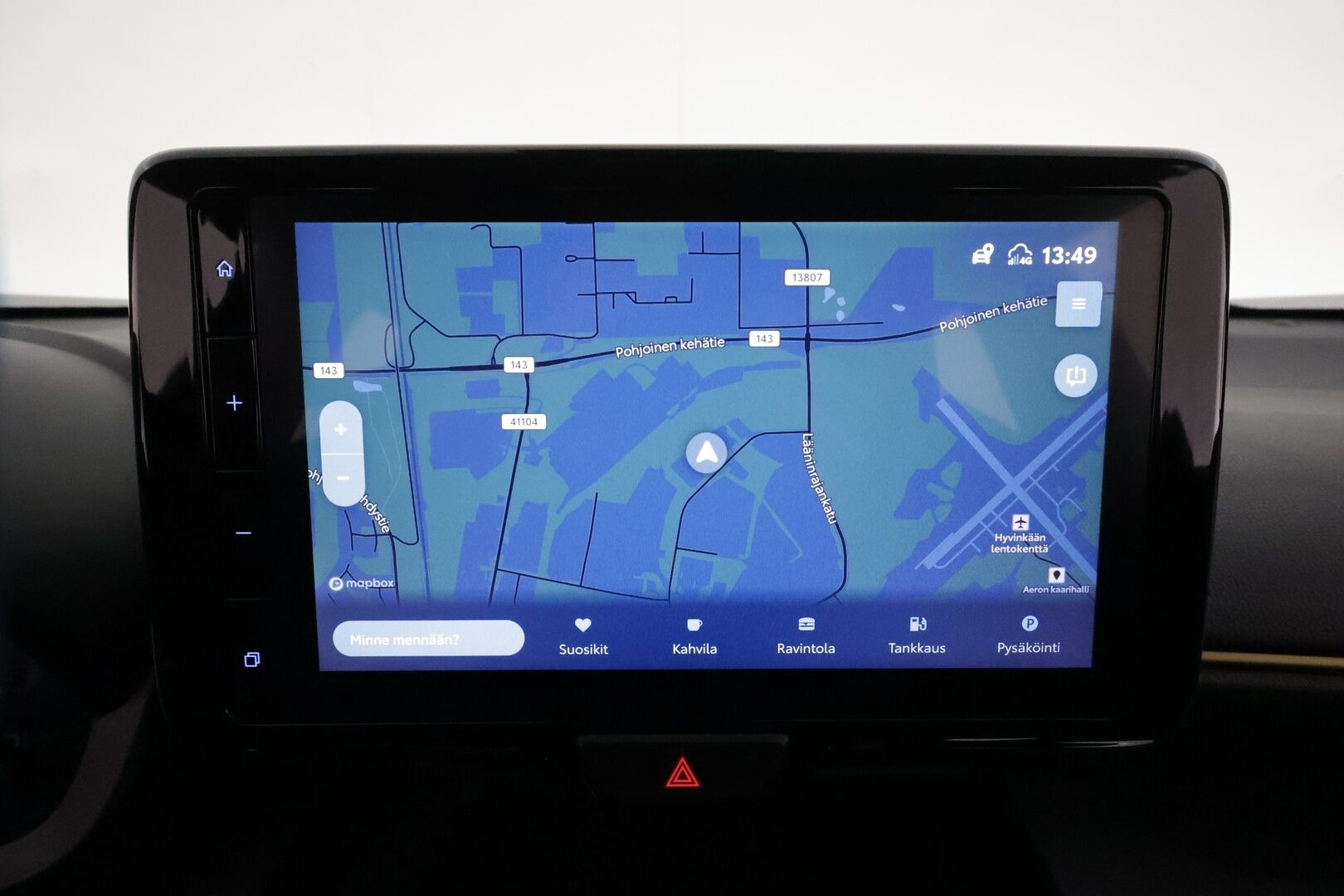 TOYOTA YARIS CROSS 2022 1,5 Hybrid AWD-i Adventure *ACC / P.kamera / Koukku / Lohkolämmitin / LED / Navi / KeylessGo / Puolinahat* - Kahdet renkaat aluvanteilla / Merkkihuollettu