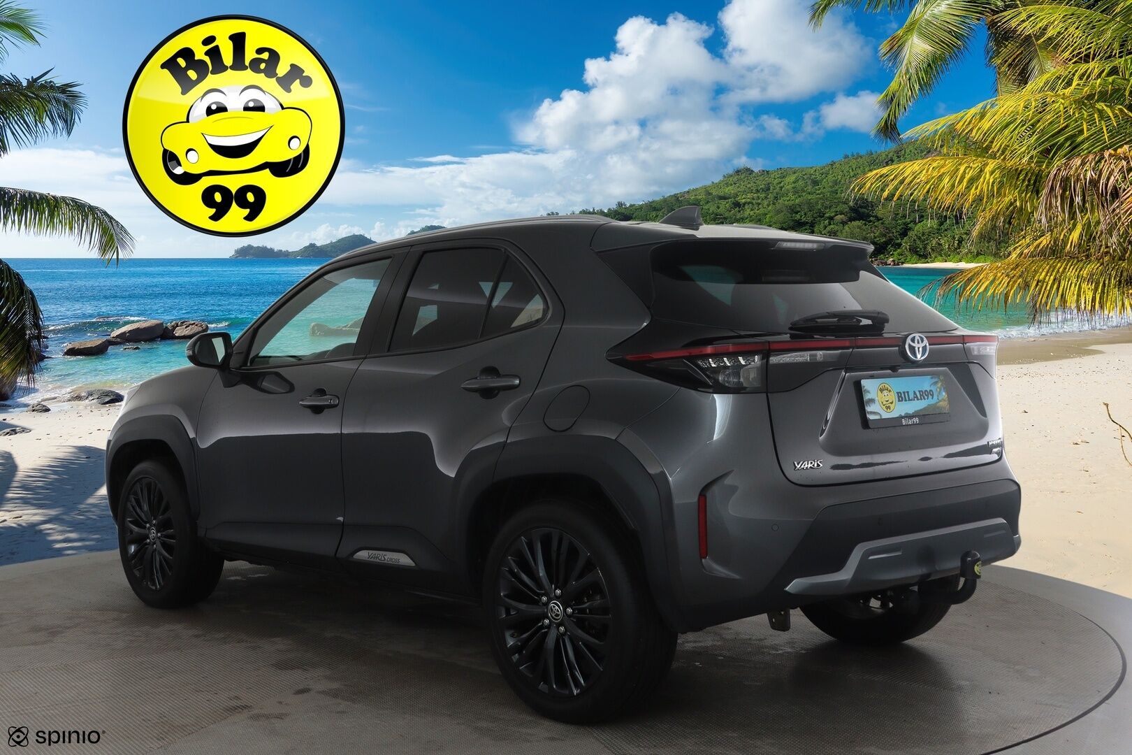 TOYOTA YARIS CROSS 2022 1,5 Hybrid AWD-i Adventure *ACC / P.kamera / Koukku / Lohkolämmitin / LED / Navi / KeylessGo / Puolinahat* - Kahdet renkaat aluvanteilla / Merkkihuollettu