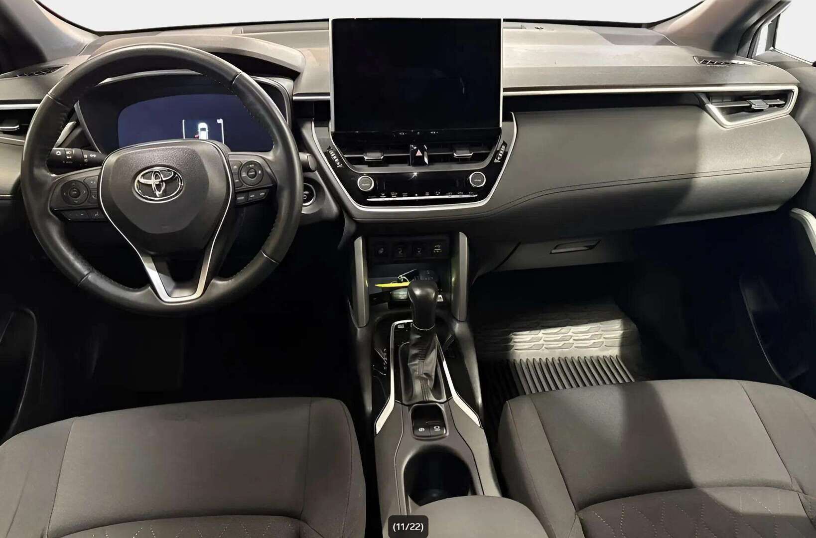 TOYOTA COROLLA CROSS 2023 2,0 AWD-i Style - | ACC | P-Kamera | Digimittaristo | LED | Ratinlämmitys | Tulossa! |
