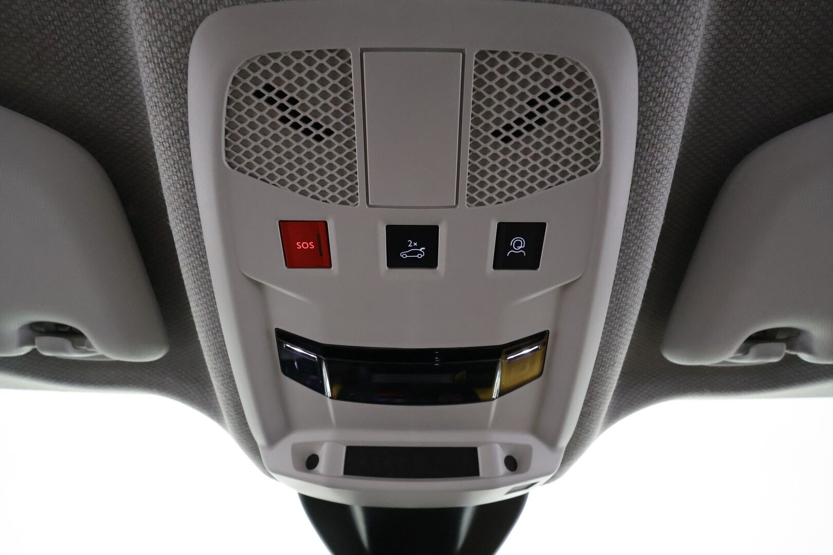 Jeep Avenger 2023 54kWh Automaatti Summit - | ACC | ILP | 11kw lataus | Puolinahat | P.kamera | Lane Assist | BSM | Ambient | Digimittaristo | LED | Apple & Android | Merkkihuollot | 2x renkaat | 