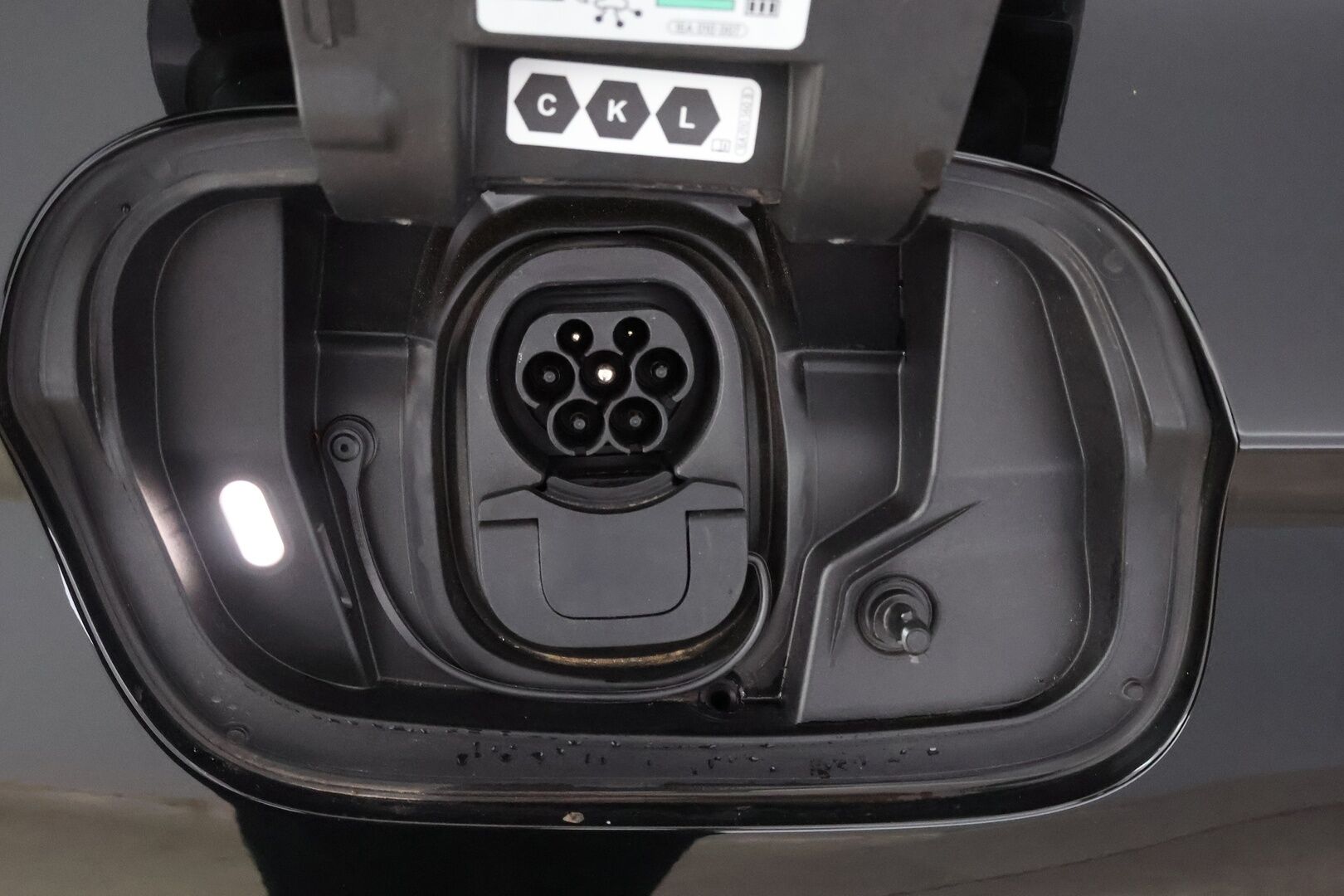 VOLKSWAGEN ID.7 2025 Tourer GTX 4Motion electric 250 kW *ALV* - 2,99 % KORKOTARJOUS TÄHÄN AUTOON - Lämpöpumppu / HUD / Adapt.Vakkari / Vetokoukku / 360-Kamera / IQ Matrix Led / BLIS / Ratinlämmitin / Juuri saapunut Tampereelle!