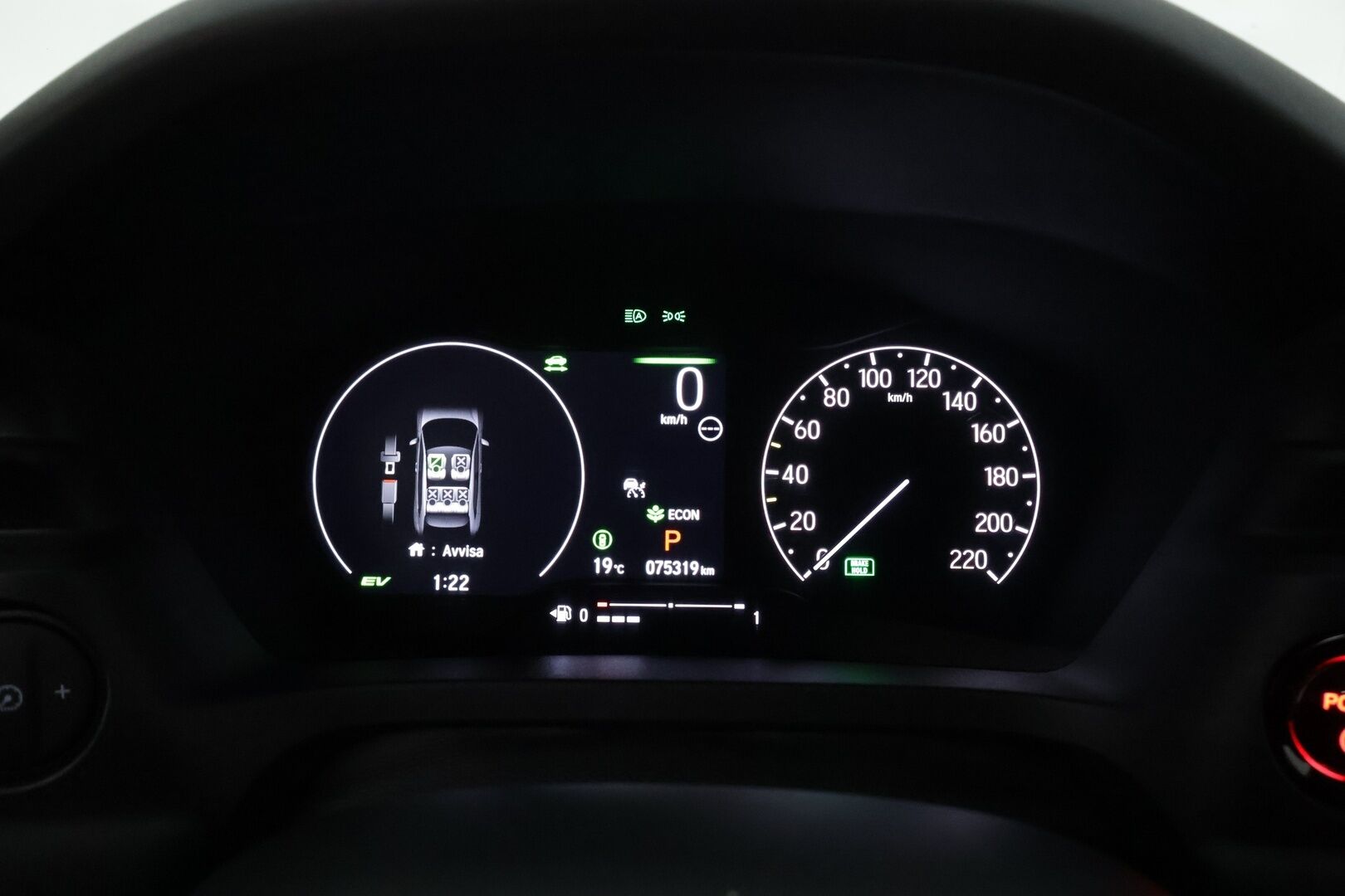 HONDA HR-V 2022 Hybrid Advance **ACC / Navi / LED / P.kamera / KeylessGo / Sähköluukku / Apple&Android / Puolinahat** - Kahdet renkaat aluvanteilla / Merkkihuollettu