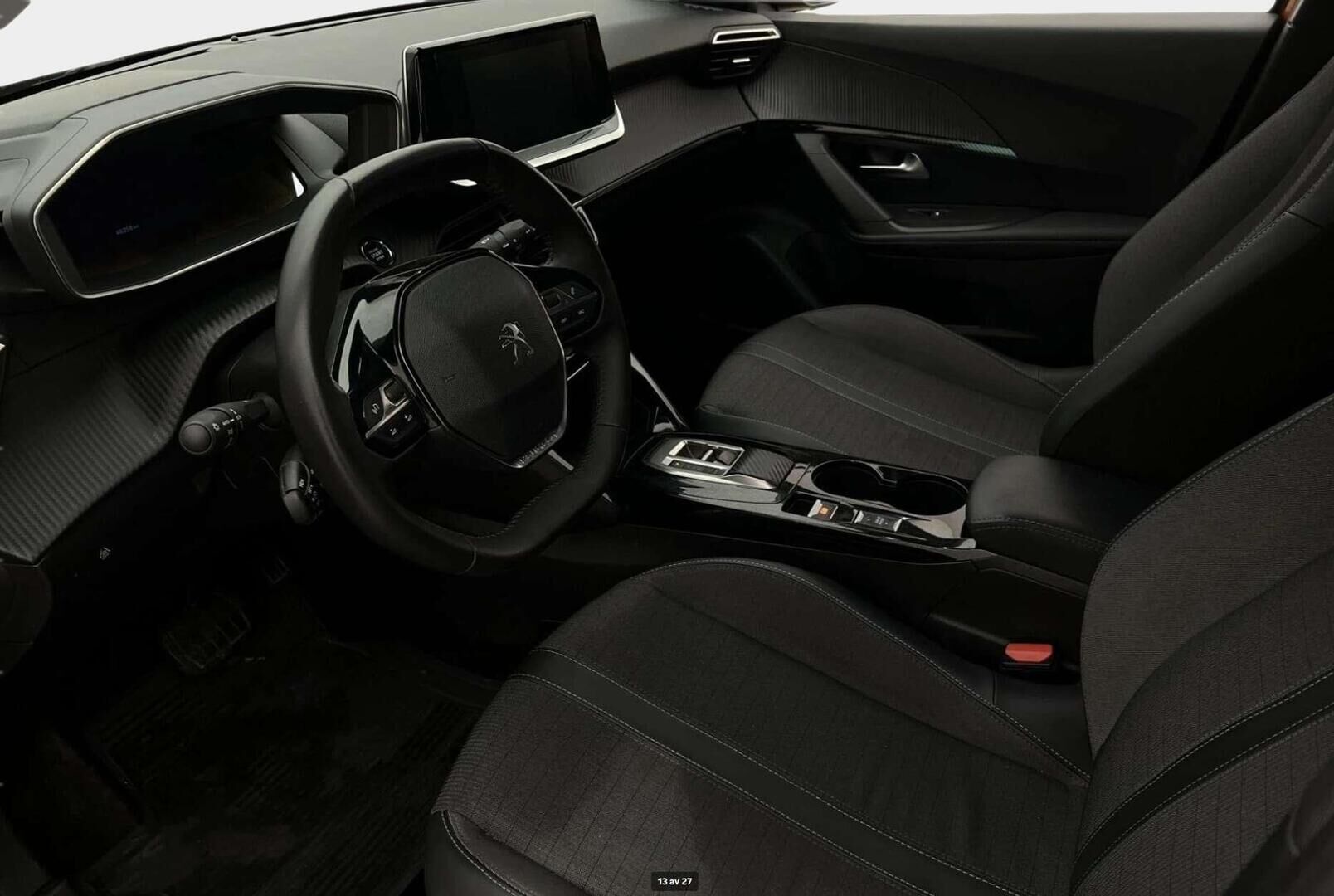 PEUGEOT E-2008 2022 Allure Pack 50 kWh 136 Automaatti / Vakionopeudensäädin / Lämpöpumppu / Peruutuskamera