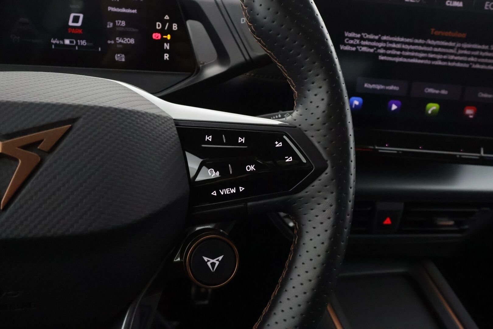 CUPRA Born 2023 e-Boost 170 kW 58 kWh - | ACC | ILP | Sähköpenkit hieronnalla | Bucket Seat | Keyless | P.kamera | Lane Assist | Side Assist | LED | Ambient light | 2x renkaat aluin | 