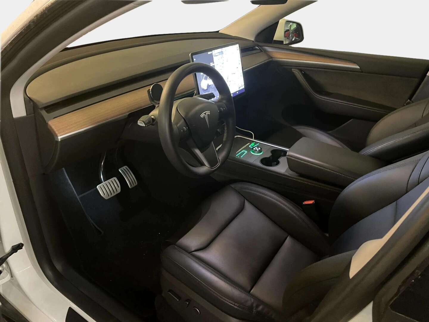 TESLA MODEL Y 2022 Performance  - HULLU BLACKWEEK KORKOTARJOUS 2,49%