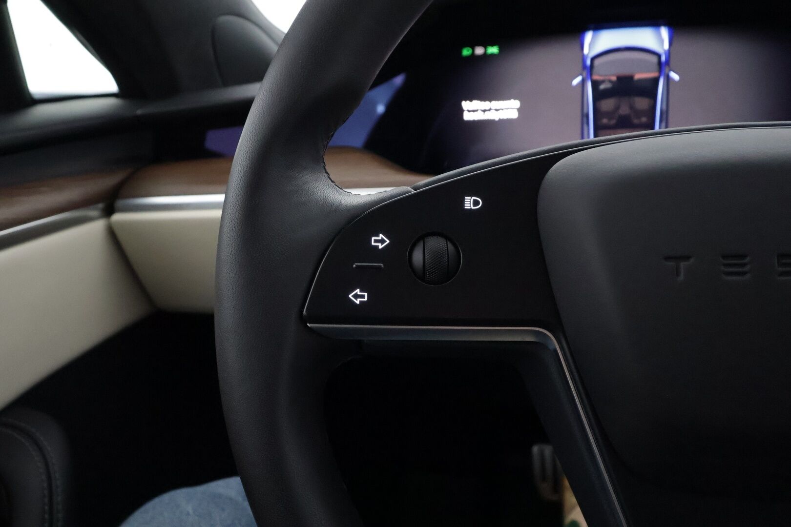 TESLA MODEL S 2023 Long Range - | ILP | Ilma-alusta | ACC | Lasikatto | Matrix-LED | P.kamera | Muistipenkki | Premium Audio | Navi | Kaistavahti | Keyless | 2x Latauskaapelit | Kahdet renkaat |