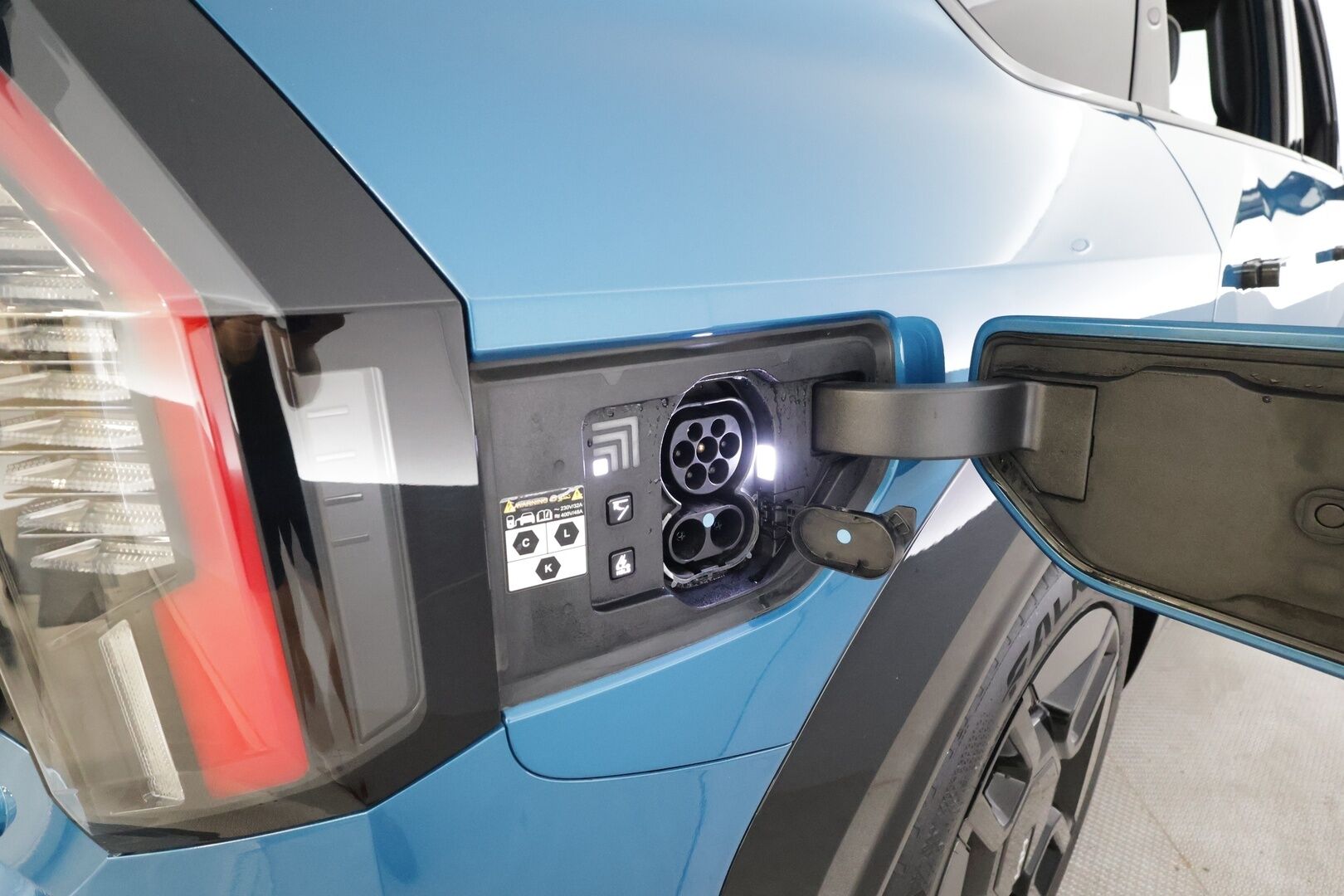 KIA EV9 2024 GT-Line AWD 99,8kWh 384hv 7P - | ACC | ILP | HUD | 360° | Meridian | Ilm. relax nahat | Matrix | Hieronta | Panorama | Muistipenkki | HDA | CTA | BSM | Lämm. ratti | Keyless | ALV | 