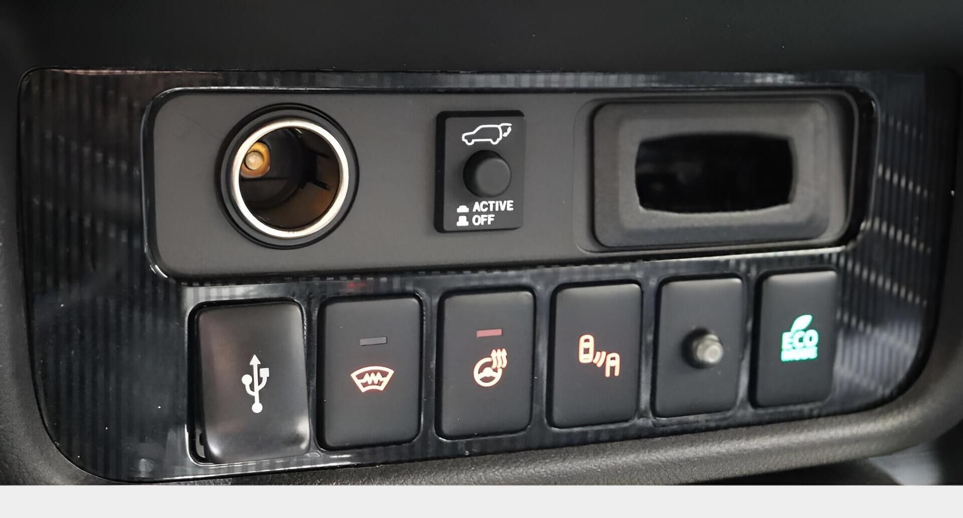 MITSUBISHI OUTLANDER PHEV 2020 S-Edition 4WD 5P / ACC / Webasto / Timanttinahat / Kattoluukku / Peruutuskamera