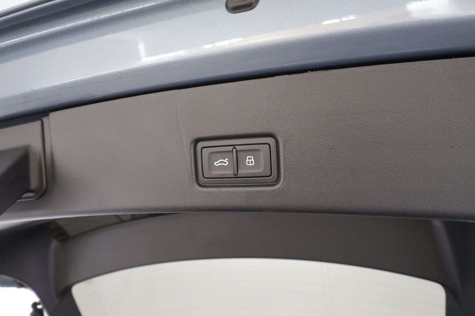 AUDI Q4 E-TRON 2023 40 Sportback S-line - | ACC | ILP | Matrix | Koukku | Sporttipenkit | P.kamera | Ambient | Audi sound system | Sähk. takaluukku |