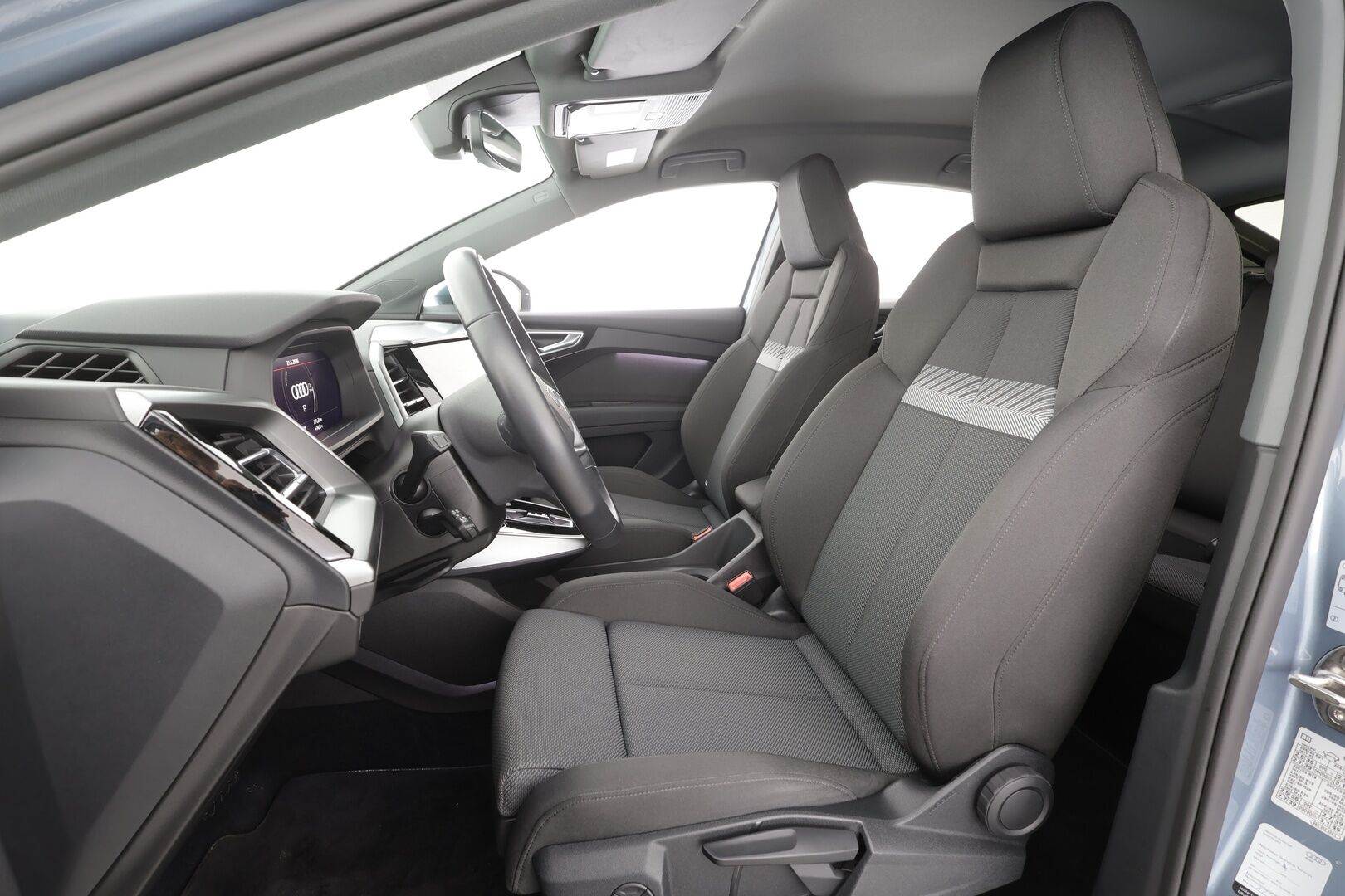 AUDI Q4 E-TRON 2023 40 Sportback S-line - | ACC | ILP | Matrix | Koukku | Sporttipenkit | P.kamera | Ambient | Audi sound system | Sähk. takaluukku |
