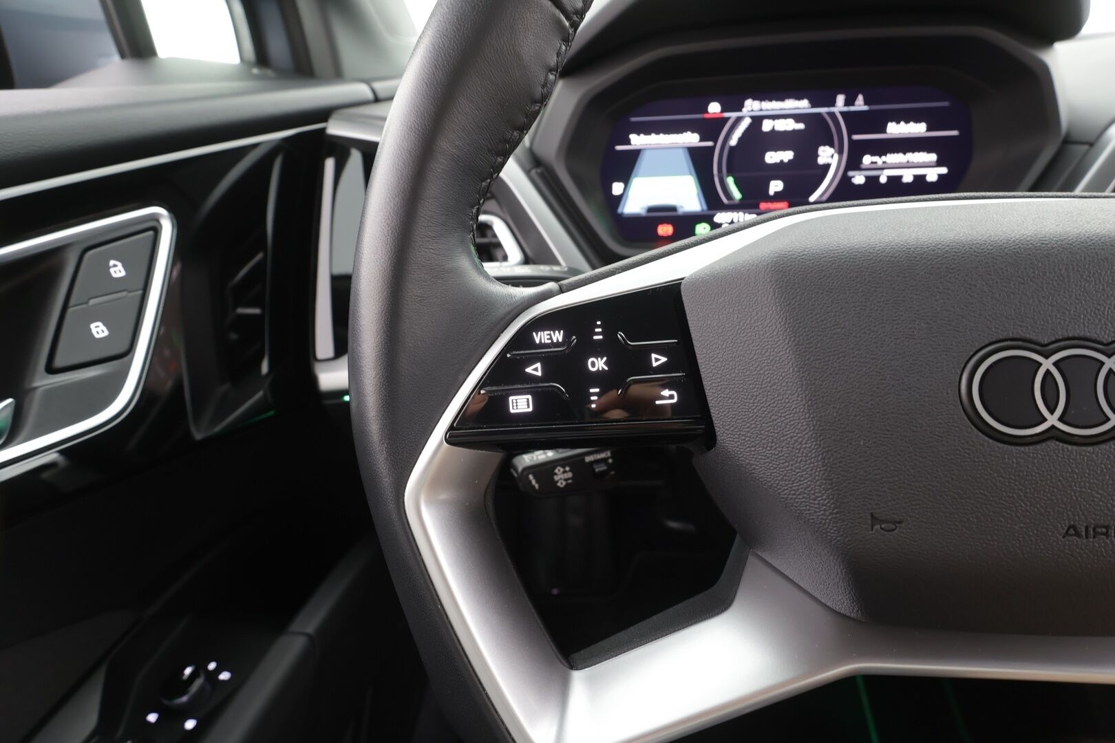 AUDI Q4 E-TRON 2023 40 Sportback S-line - | ACC | ILP | Matrix | Koukku | Sporttipenkit | P.kamera | Ambient | Audi sound system | Sähk. takaluukku |
