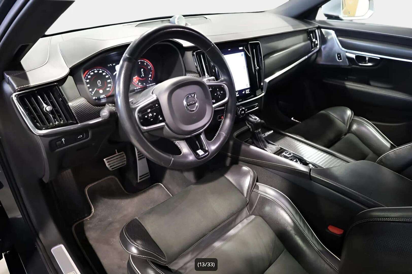 Volvo V90 2017 T5 R-Design - | ACC | B&W | 360° | Webasto | Panoraama | Koukku | Huippuvarusteet! |