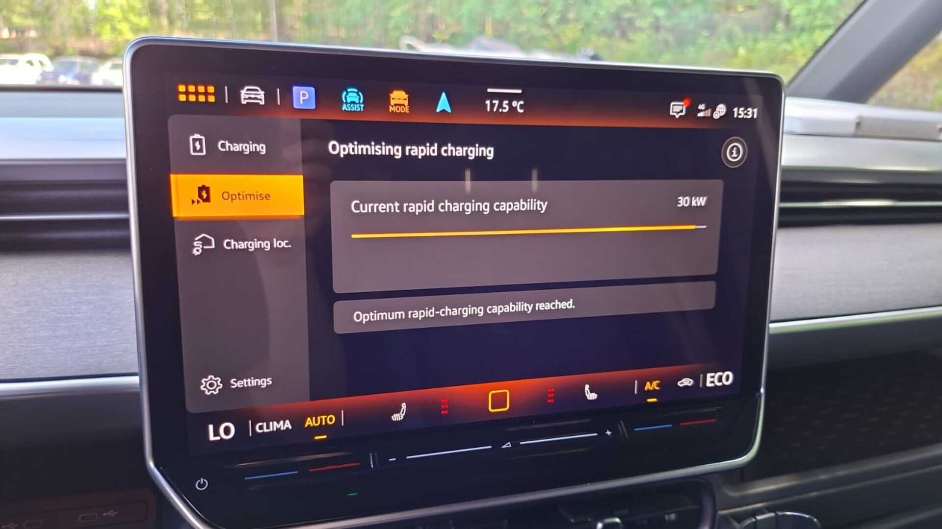 VOLKSWAGEN ID. BUZZ 2026 GTX 5p - | Akuston Esilämmitys | ACC | Koukku | ILP | IQ-Light Matrix LED | Hierovat Muistipenkit | P.Kamera | Ratinlämmitys | Sporttipenkit | Apple&Android | Merkkihuollettu | Kahdet Renkaat |