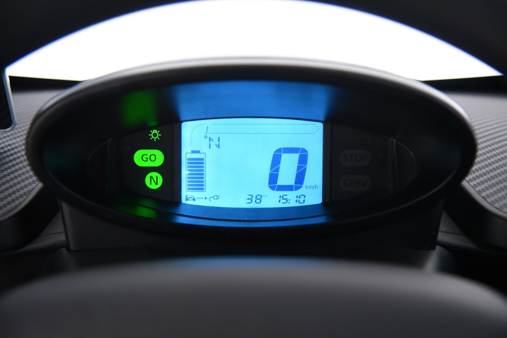 Renault TWIZY 2019 7le 6,1 kWh / - YritysOutlet - Myydään vain yrityksille - Tämä auto myydään YritysOutlet -valikoimasta vain yritykselle / Suomi-auto / Huoltokirja / Digimittaristo