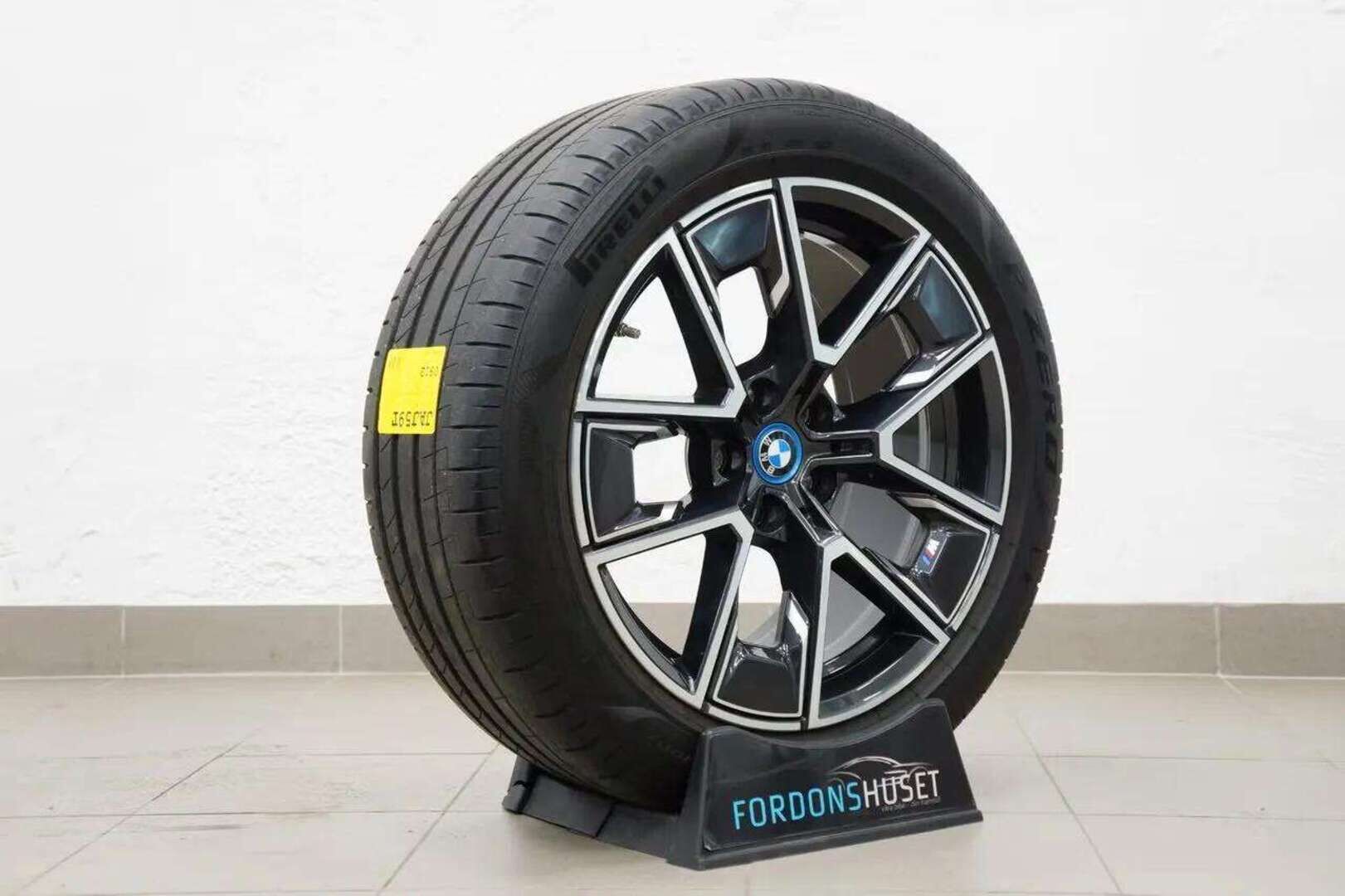 BMW I4 2024 eDrive40 M Sport - | ACC | Koukku | Kamera | Ruskeat Nahat | 2x renkaat&vanteet | Tulossa! |