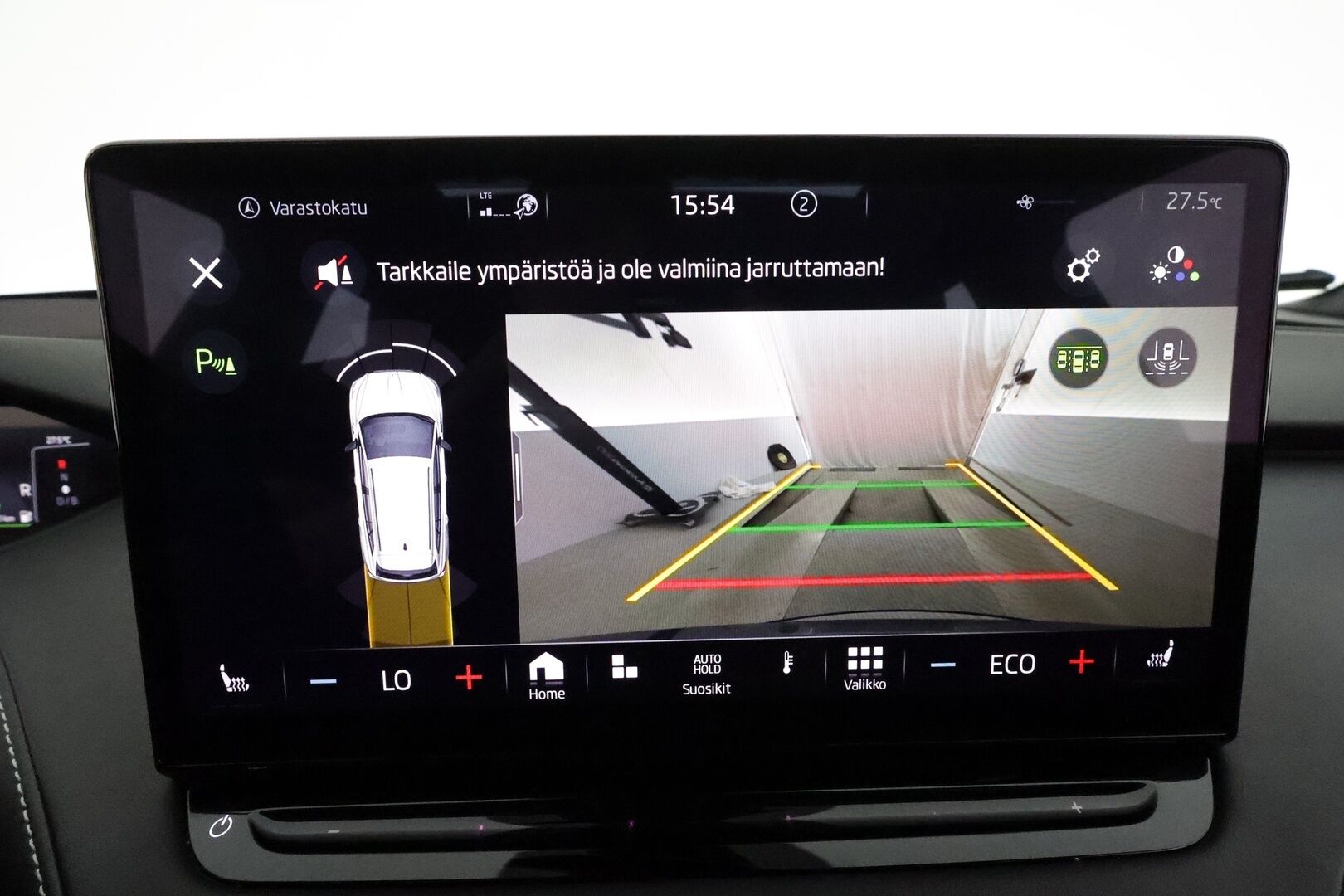 SKODA ENYAQ 2022 80 SportLine iV * Panorama / Lämpöpumppu / Muistipenkit / HUD / Adapt.vakkari / P.kamera / Apple&Android / Keyless - 3,99 % KORKOTARJOUS TÄHÄN AUTOON - 