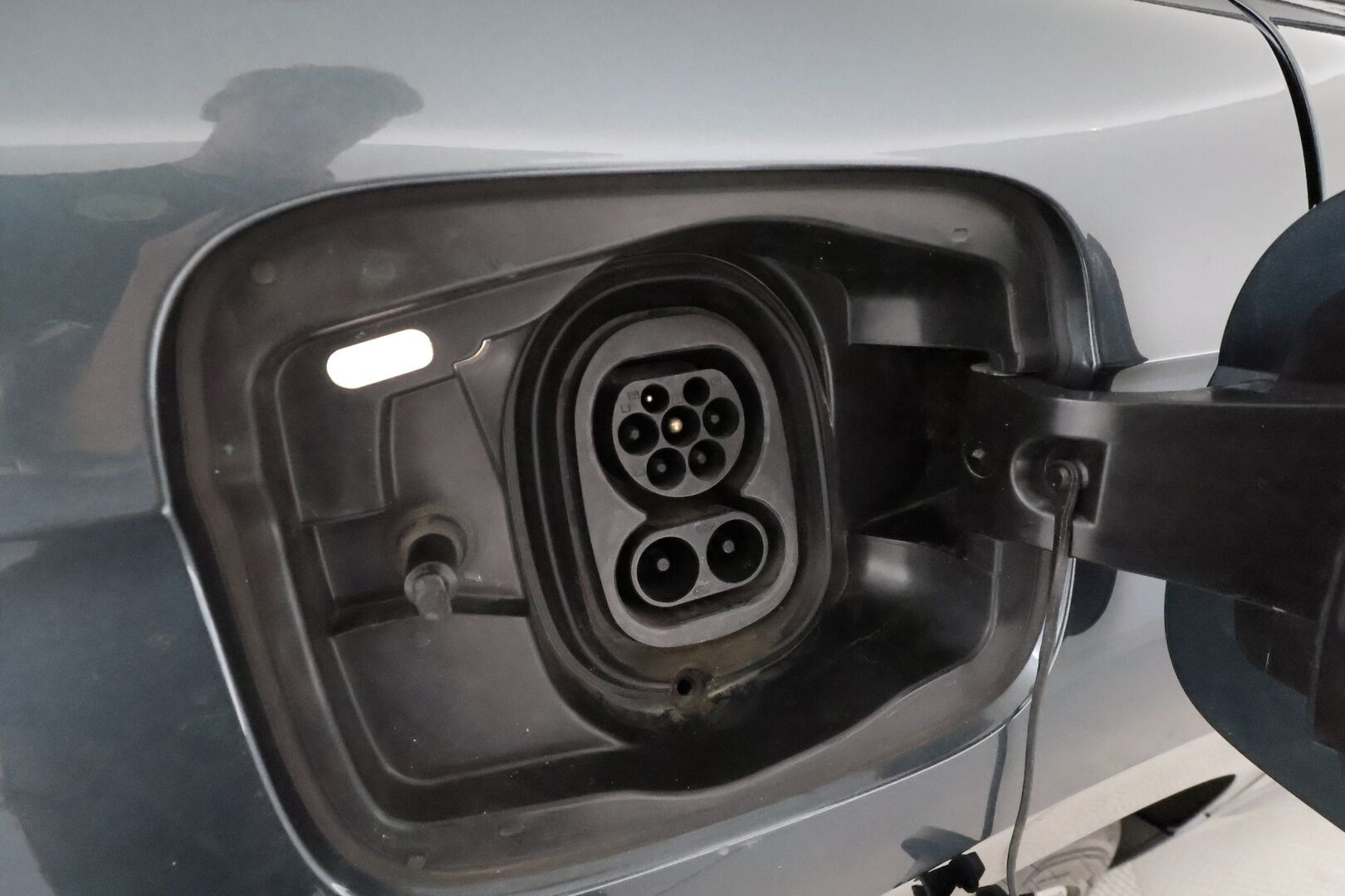 SKODA ENYAQ 2022 80 SportLine iV * Panorama / Lämpöpumppu / Muistipenkit / HUD / Adapt.vakkari / P.kamera / Apple&Android / Keyless - 3,99 % KORKOTARJOUS TÄHÄN AUTOON - 