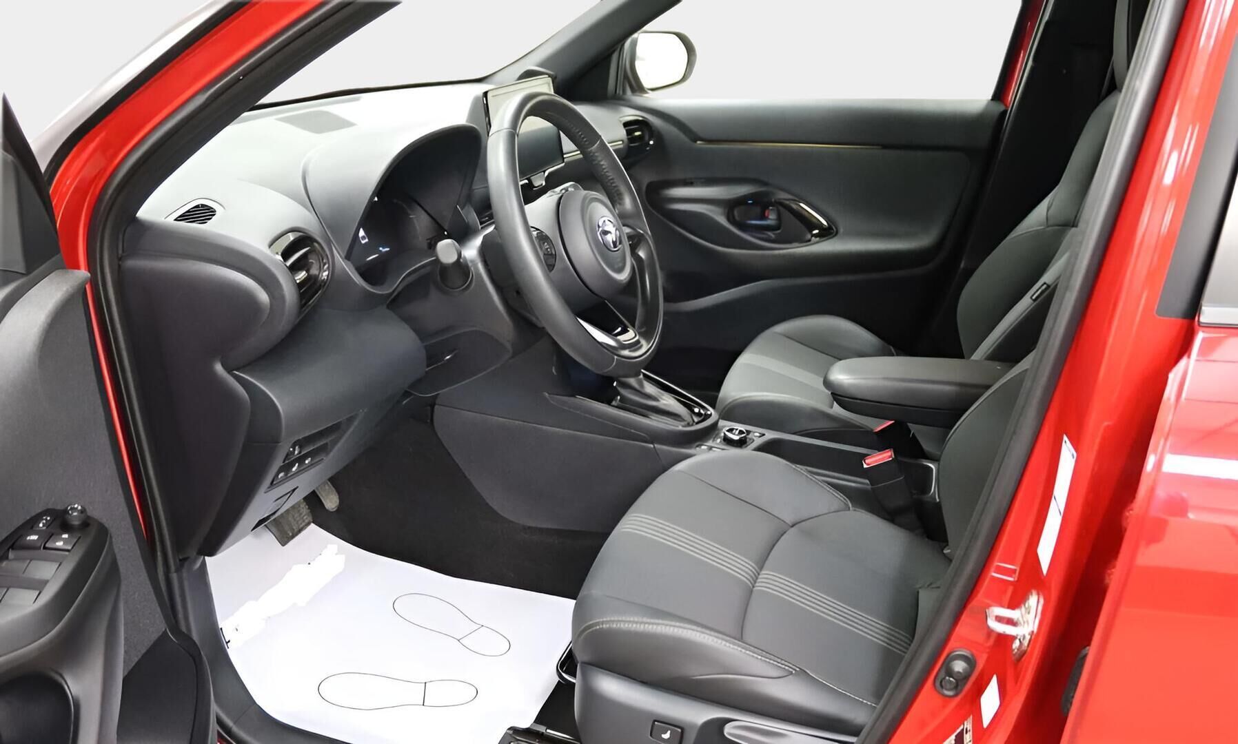 TOYOTA YARIS CROSS 2022 1,5 Hybrid AWD-i Adventure  / Hieno / ACC / Peruutuskamera / Keyless / TULOSSA - 3,99 % KORKOTARJOUS TÄHÄN AUTOON - 