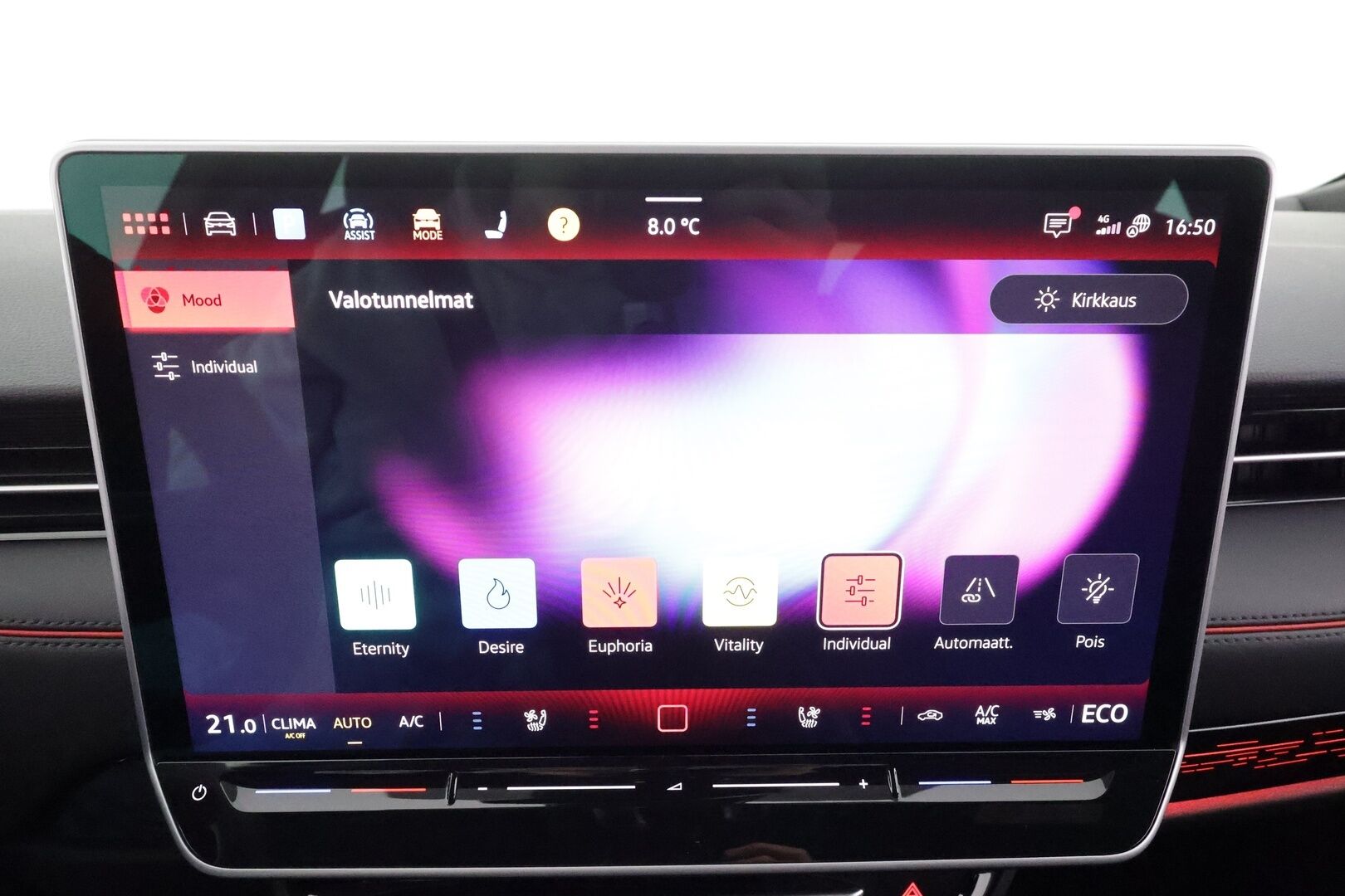 VOLKSWAGEN ID.7 2025 Tourer GTX 4Motion 250kW * ACC / HUD / H&K / Koukku / Matrix LED / 360° / ILP / Muistipenkit hieronnalla / Navi * - Kahdet renkaat aluvanteilla