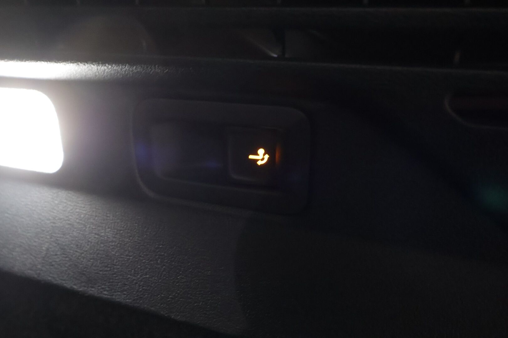 VOLKSWAGEN ID.4 2023 GTX 4Motion 220kW - | ACC | ILP | Koukku | HUD | DCC | Lasikatto | Sporttipenkit muistilla ja hieronnalla | IQ.Light | 360° | Travel Assist | Side Assist | 2x renkaat aluin | 