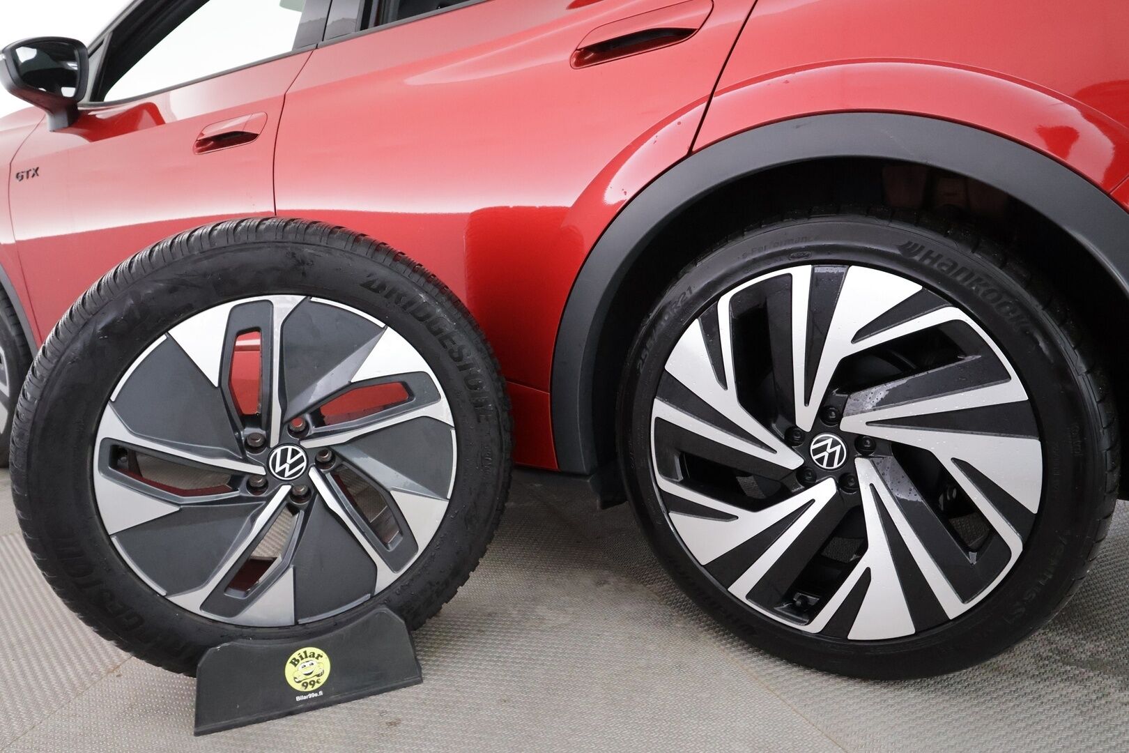 VOLKSWAGEN ID.4 2023 GTX 4Motion 220kW - | ACC | ILP | Koukku | HUD | DCC | Lasikatto | Sporttipenkit muistilla ja hieronnalla | IQ.Light | 360° | Travel Assist | Side Assist | 2x renkaat aluin | 