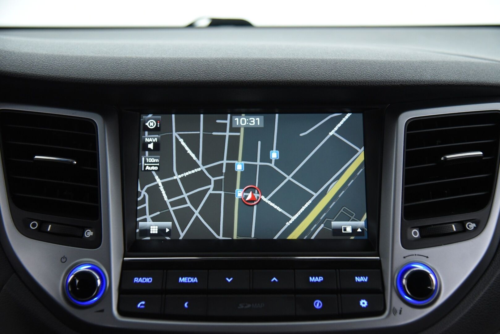 Hyundai Tucson 2016 1,6 6MT ISG Comfort / Vetokoukku / P-Kamera / Vakkari / Lämm. Ohjauspyörä - Erinomainen huoltohistoria! / 2x renkaat aluvanteilla - HULLUT JOULUT KORKOTARJOUS 2,49% 