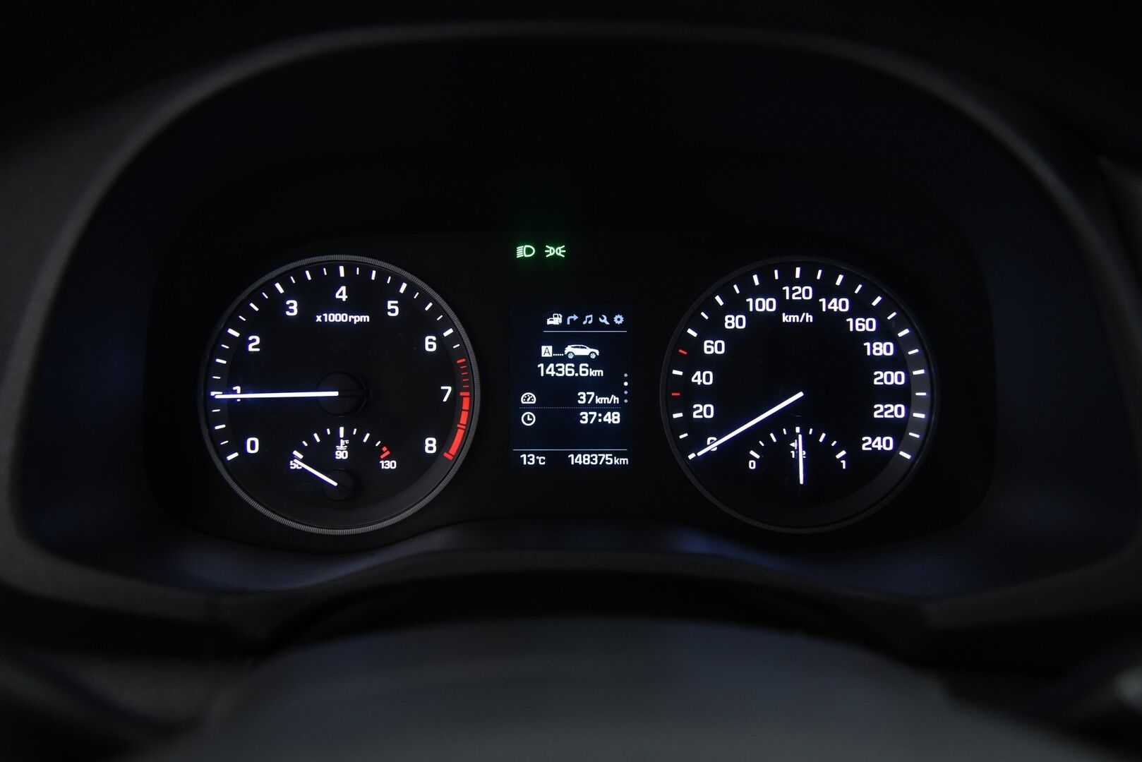 Hyundai Tucson 2016 1,6 6MT ISG Comfort / Vetokoukku / P-Kamera / Vakkari / Lämm. Ohjauspyörä - Erinomainen huoltohistoria! / 2x renkaat aluvanteilla - HULLUT JOULUT KORKOTARJOUS 2,49% 