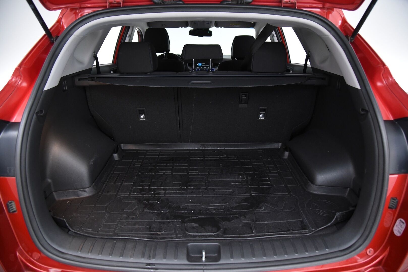 Hyundai Tucson 2016 1,6 6MT ISG Comfort / Vetokoukku / P-Kamera / Vakkari / Lämm. Ohjauspyörä - Erinomainen huoltohistoria! / 2x renkaat aluvanteilla - HULLUT JOULUT KORKOTARJOUS 2,49% 