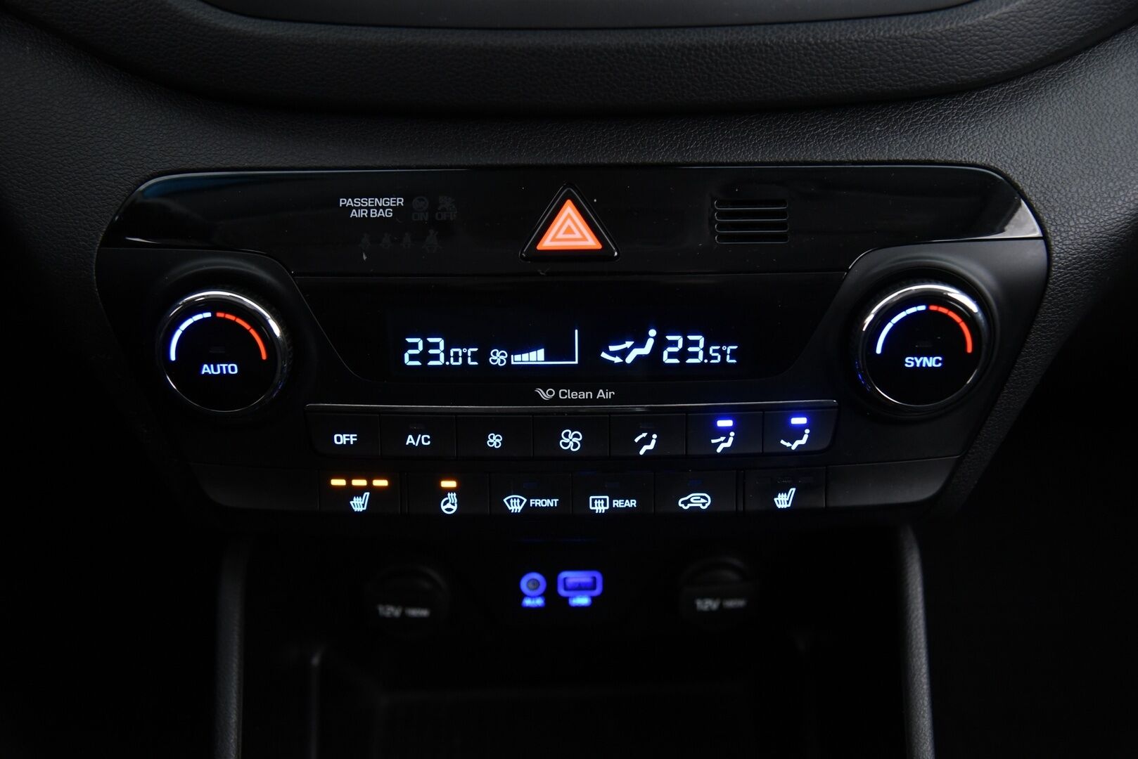 Hyundai Tucson 2016 1,6 6MT ISG Comfort / Vetokoukku / P-Kamera / Vakkari / Lämm. Ohjauspyörä - Erinomainen huoltohistoria! / 2x renkaat aluvanteilla - HULLUT JOULUT KORKOTARJOUS 2,49% 