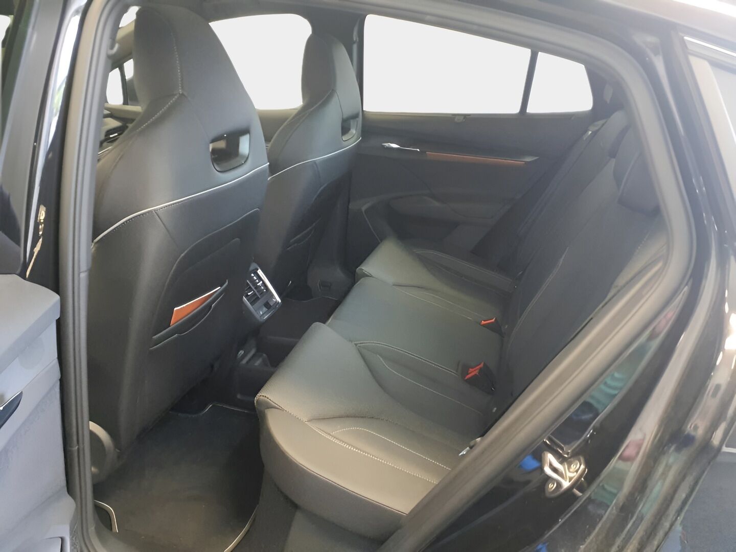 SKODA ENYAQ 2024 Coupe 85x RS - | ACC | ILP | Koukku | Matrix-LED | Canton | 360-Kamera | Hierova muistipenkki | Ratinlämmitys | Keyless | Apple&Android | Merkkihuollettu |