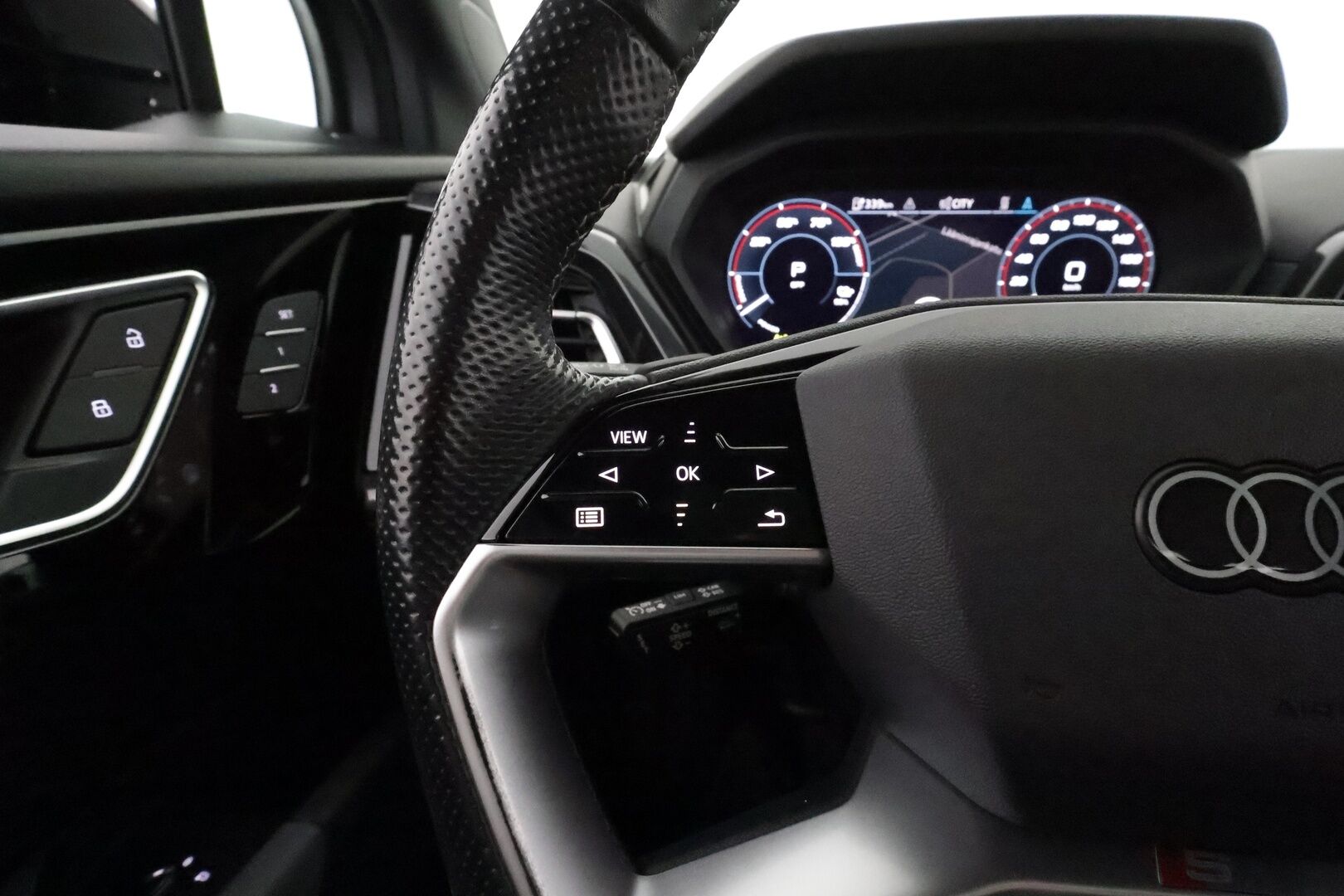 AUDI Q4 E-TRON 2022 Sportback e-tron 50 quattro **HUD / Adapt.vakkari / Lämpöpumppu / Panoraama / Sporttipenkit / Matrix LED / P.kamera** - 3,99 % KORKOTARJOUS TÄHÄN AUTOON - Akku kuntotarkastettu!