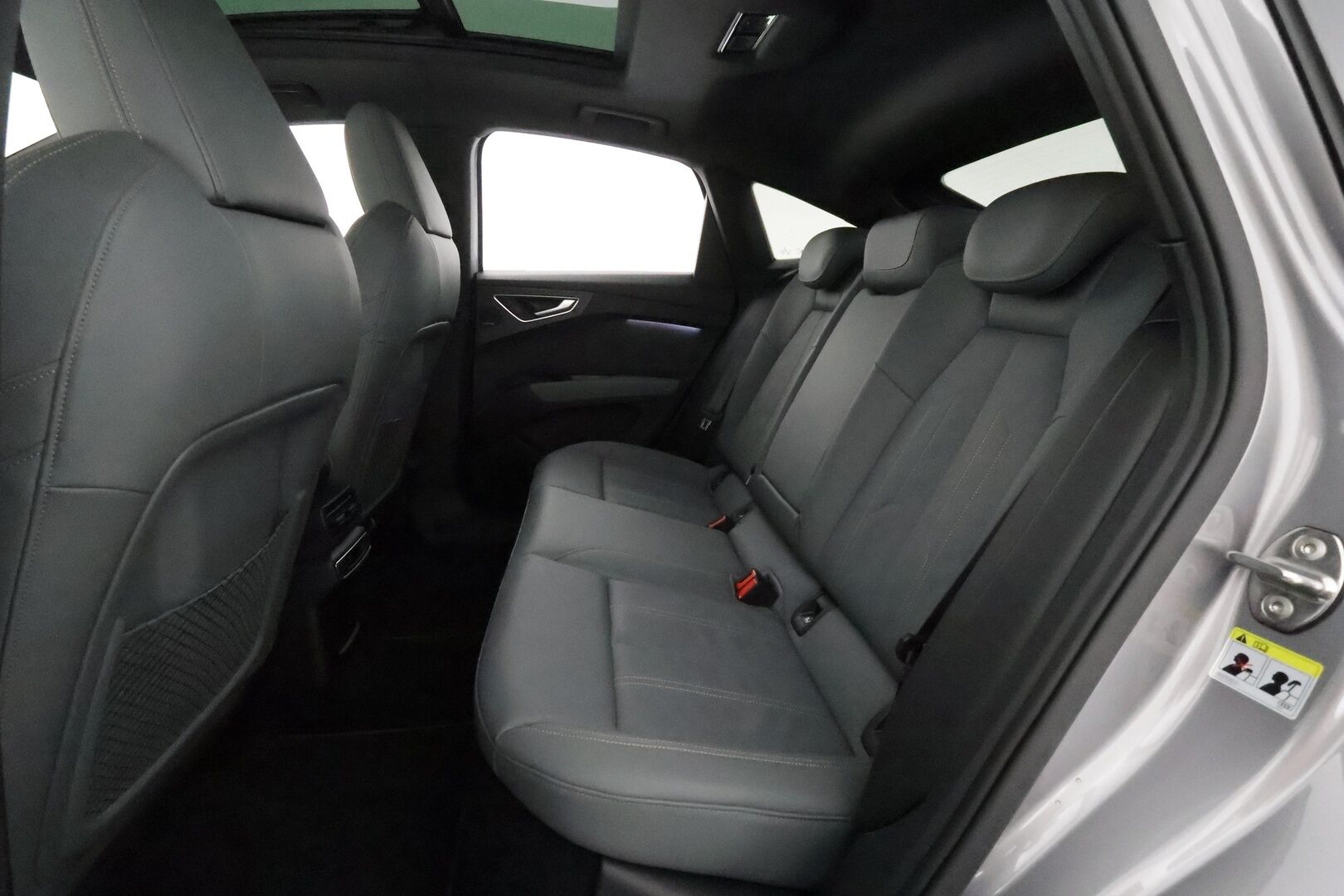 AUDI Q4 E-TRON 2022 Sportback e-tron 50 quattro **HUD / Adapt.vakkari / Lämpöpumppu / Panoraama / Sporttipenkit / Matrix LED / P.kamera** - 3,99 % KORKOTARJOUS TÄHÄN AUTOON - Akku kuntotarkastettu!