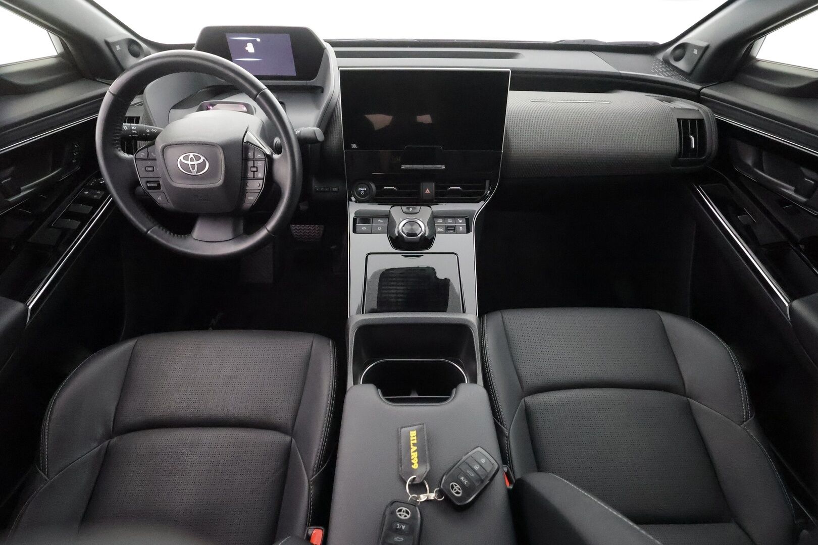 Toyota bZ4X 2023 Premium AWD Tulossa!!! - 11kw lataus! /ACC / P.kamera / JBL / Keinonahka verhoilu / Panorama / Two-tone 